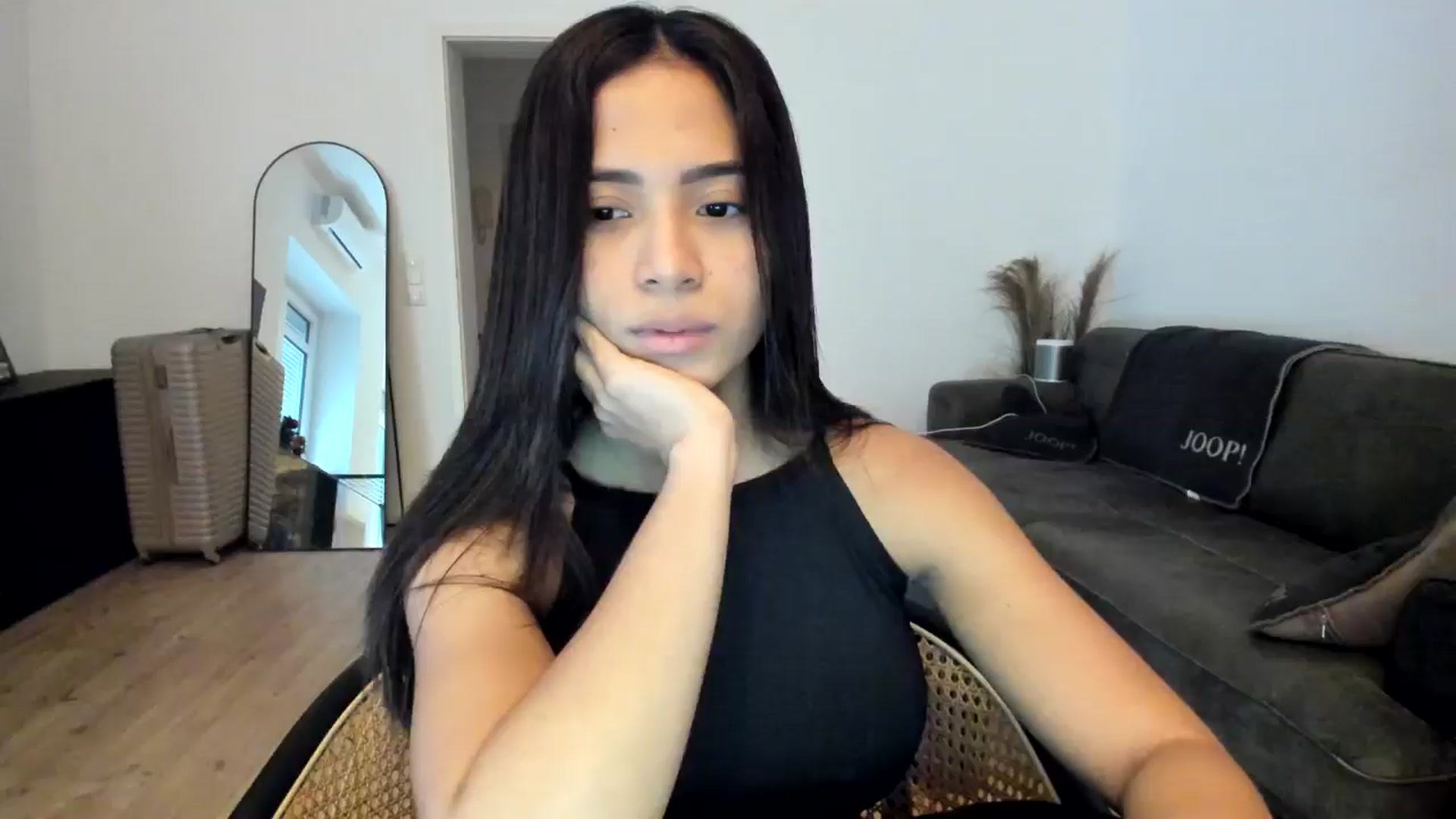 Gallery image thumbnail from Missabyy's myfreecams stream on, 12/17/2024, 09:13 image 9 of 20