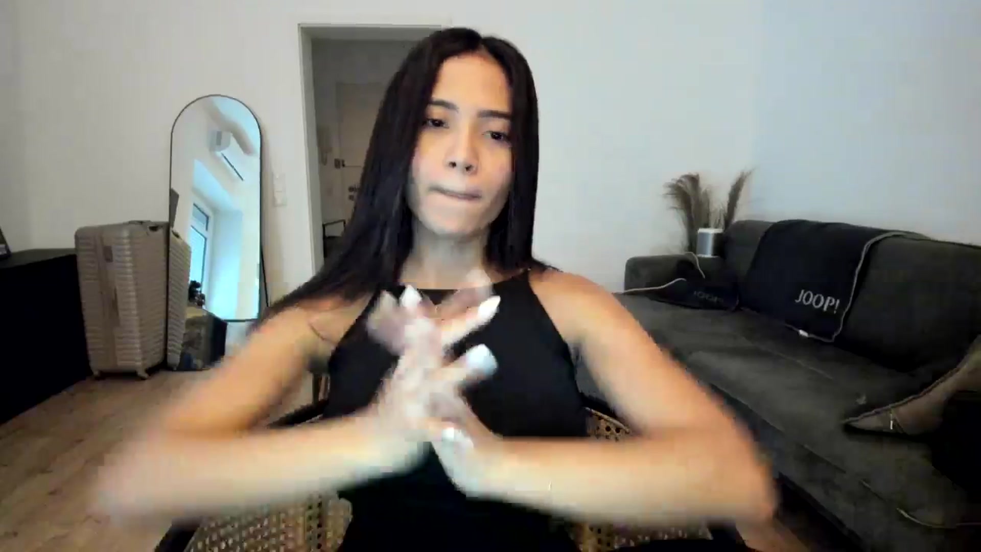 Gallery image thumbnail from Missabyy's myfreecams stream on, 12/17/2024, 09:13 image 8 of 20