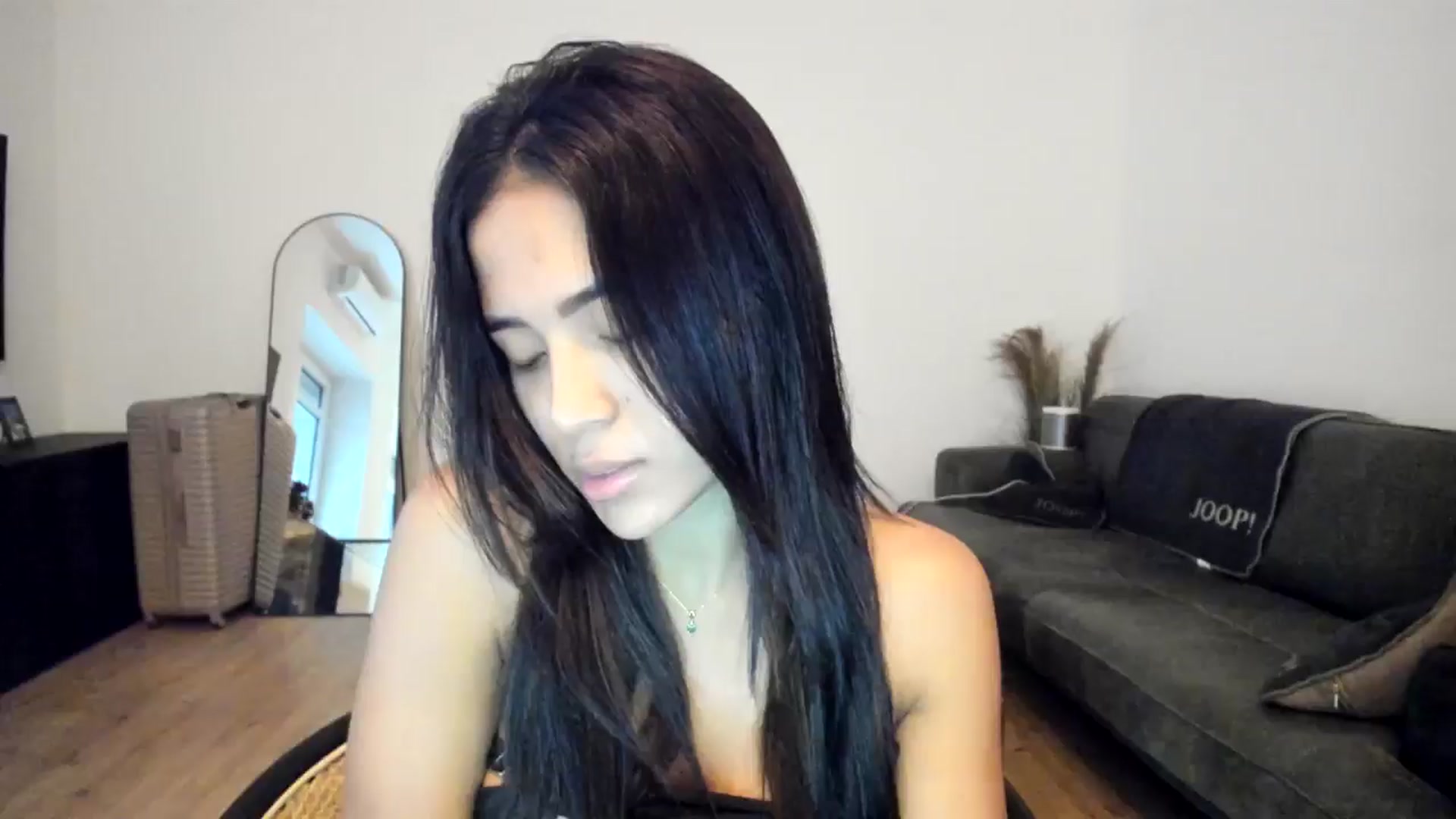 Gallery image thumbnail from Missabyy's myfreecams stream on, 12/17/2024, 09:57 image 7 of 20