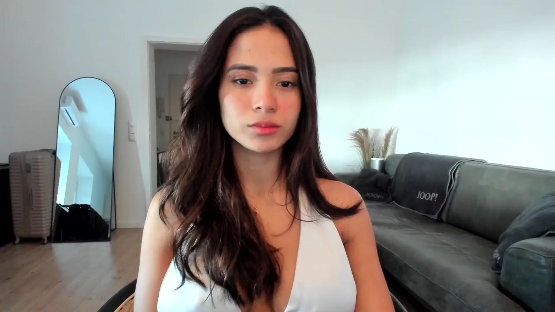 Gallery image thumbnail from Missabyy's myfreecams stream on, 12/18/2024, 12:31 image 15 of 20