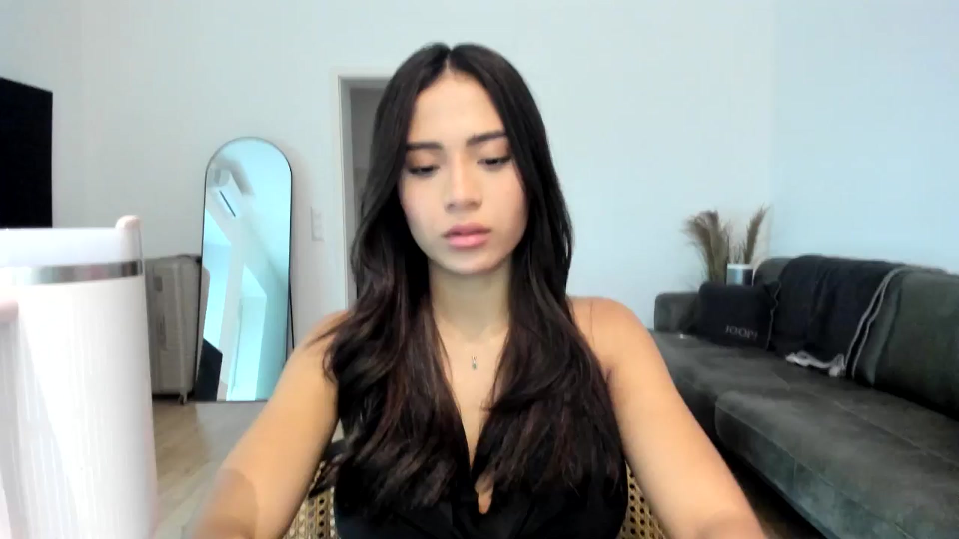 Gallery image thumbnail from Missabyy's myfreecams stream on, 12/19/2024, 12:43 image 5 of 20