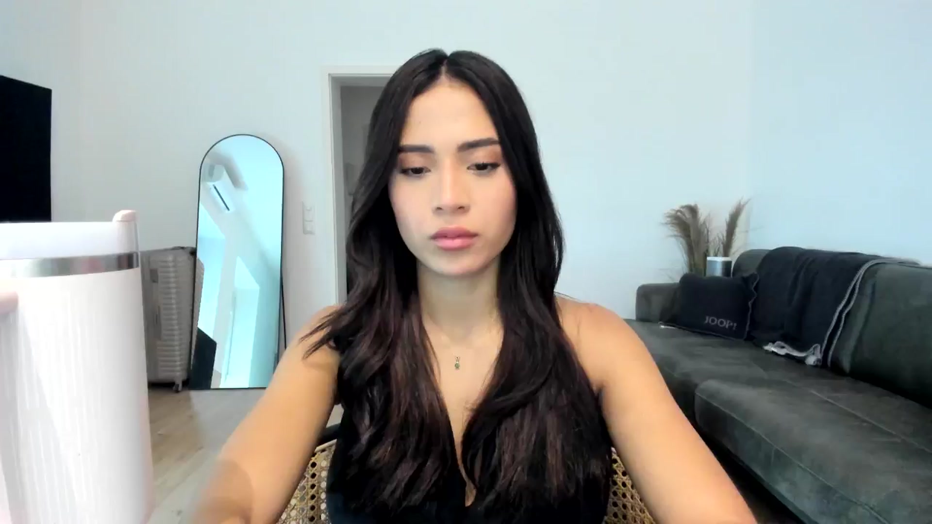 Gallery image thumbnail from Missabyy's myfreecams stream on, 12/19/2024, 12:43 image 1 of 20