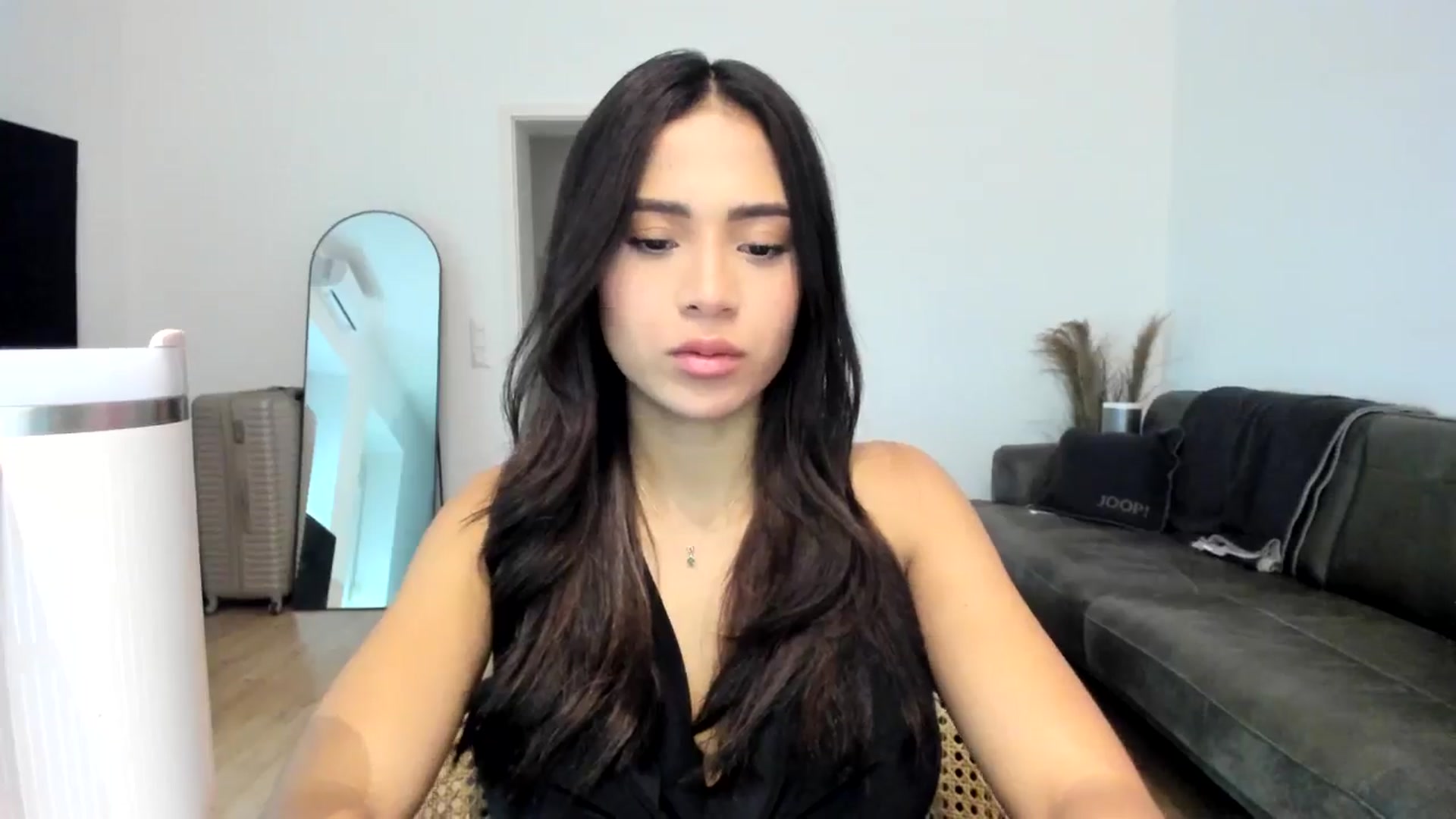 Gallery image thumbnail from Missabyy's myfreecams stream on, 12/19/2024, 12:43 image 13 of 20
