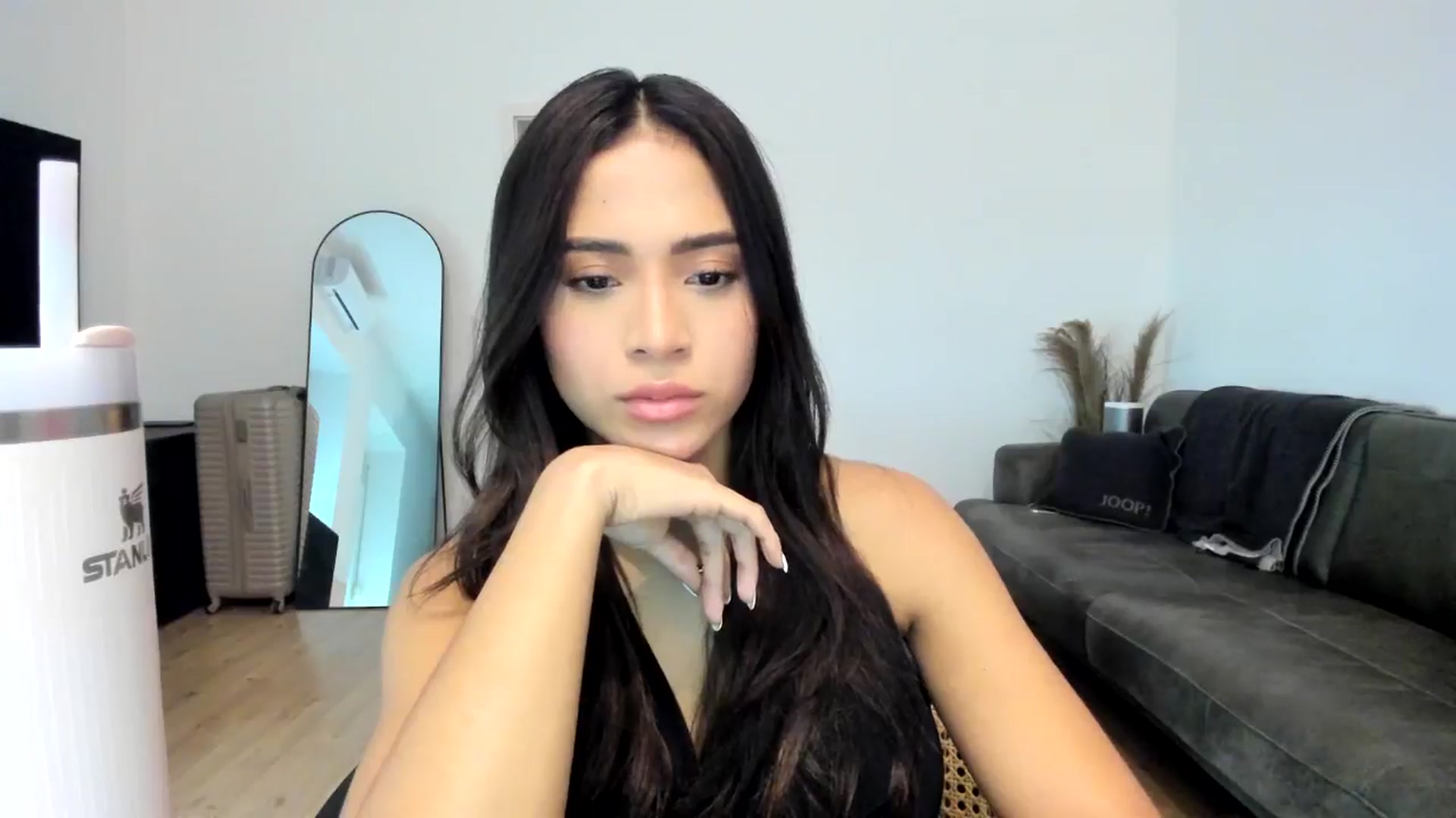 Gallery image thumbnail from Missabyy's myfreecams stream on, 12/19/2024, 12:43 image 20 of 20