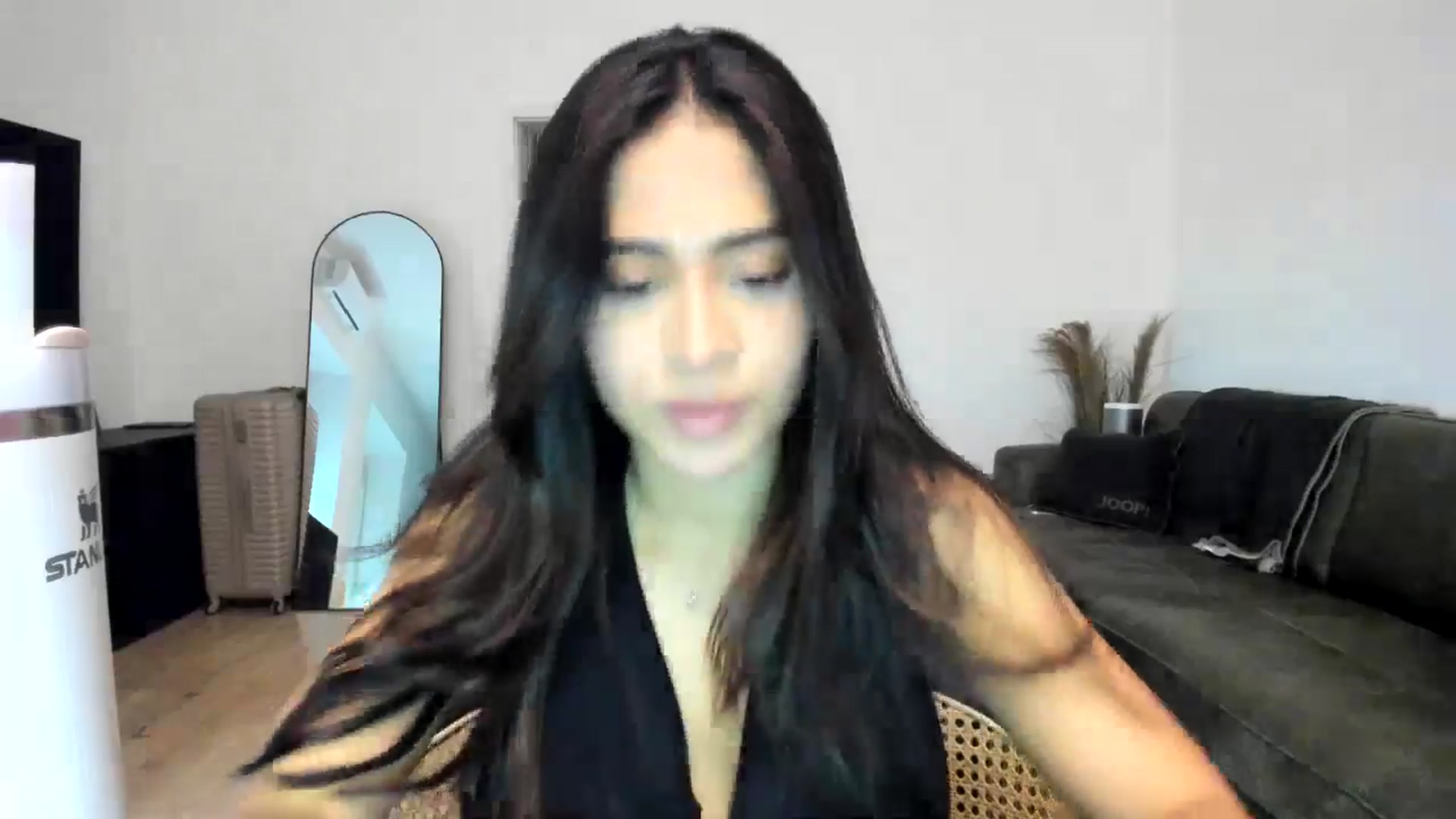 Gallery image thumbnail from Missabyy's myfreecams stream on, 12/19/2024, 13:09 image 18 of 20