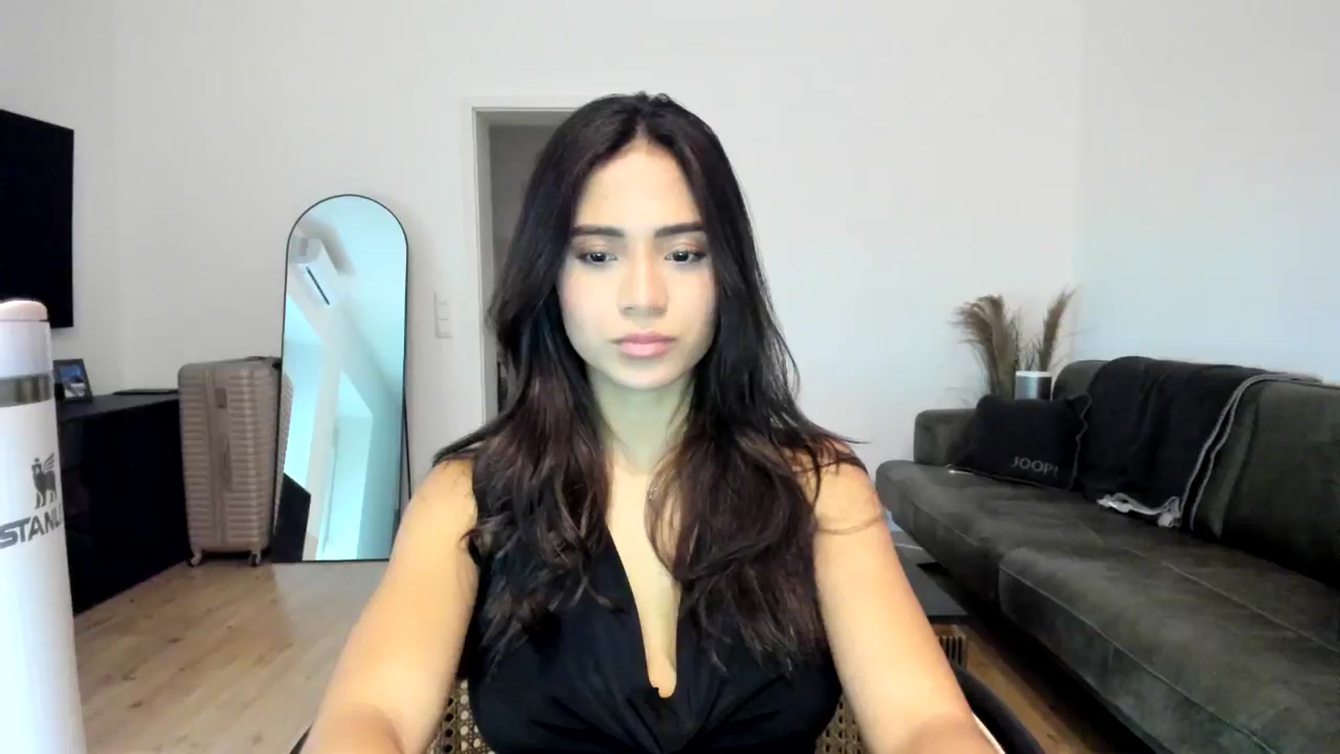 Gallery image thumbnail from Missabyy's myfreecams stream on, 12/19/2024, 13:28 image 4 of 20