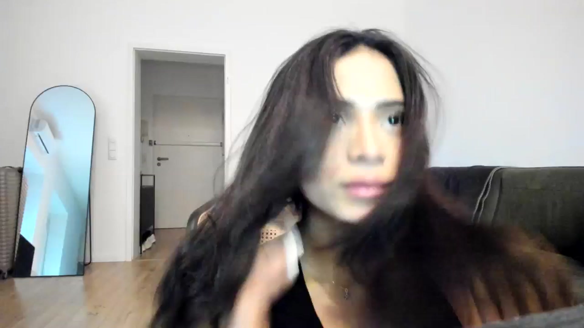 Gallery image thumbnail from Missabyy's myfreecams stream on, 12/19/2024, 13:28 image 14 of 20