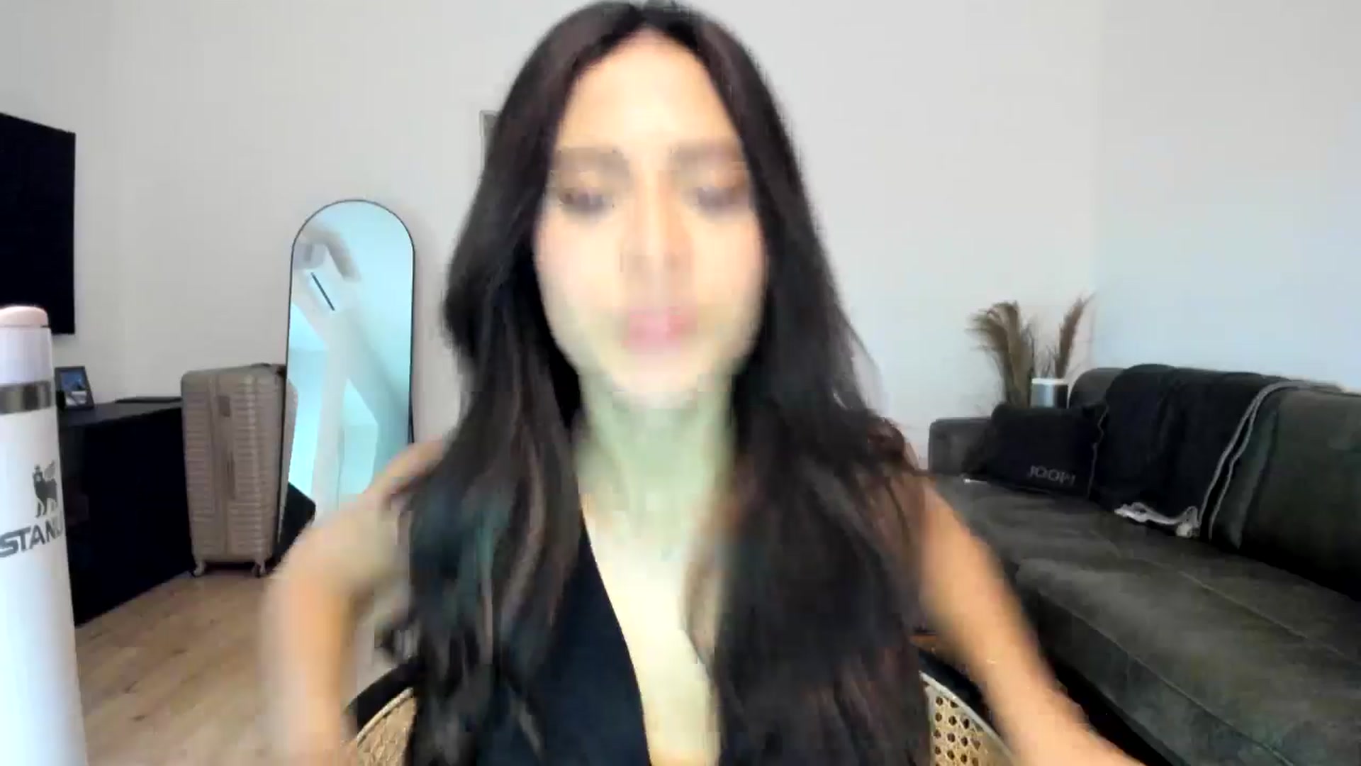 Gallery image thumbnail from Missabyy's myfreecams stream on, 12/19/2024, 13:28 image 5 of 20