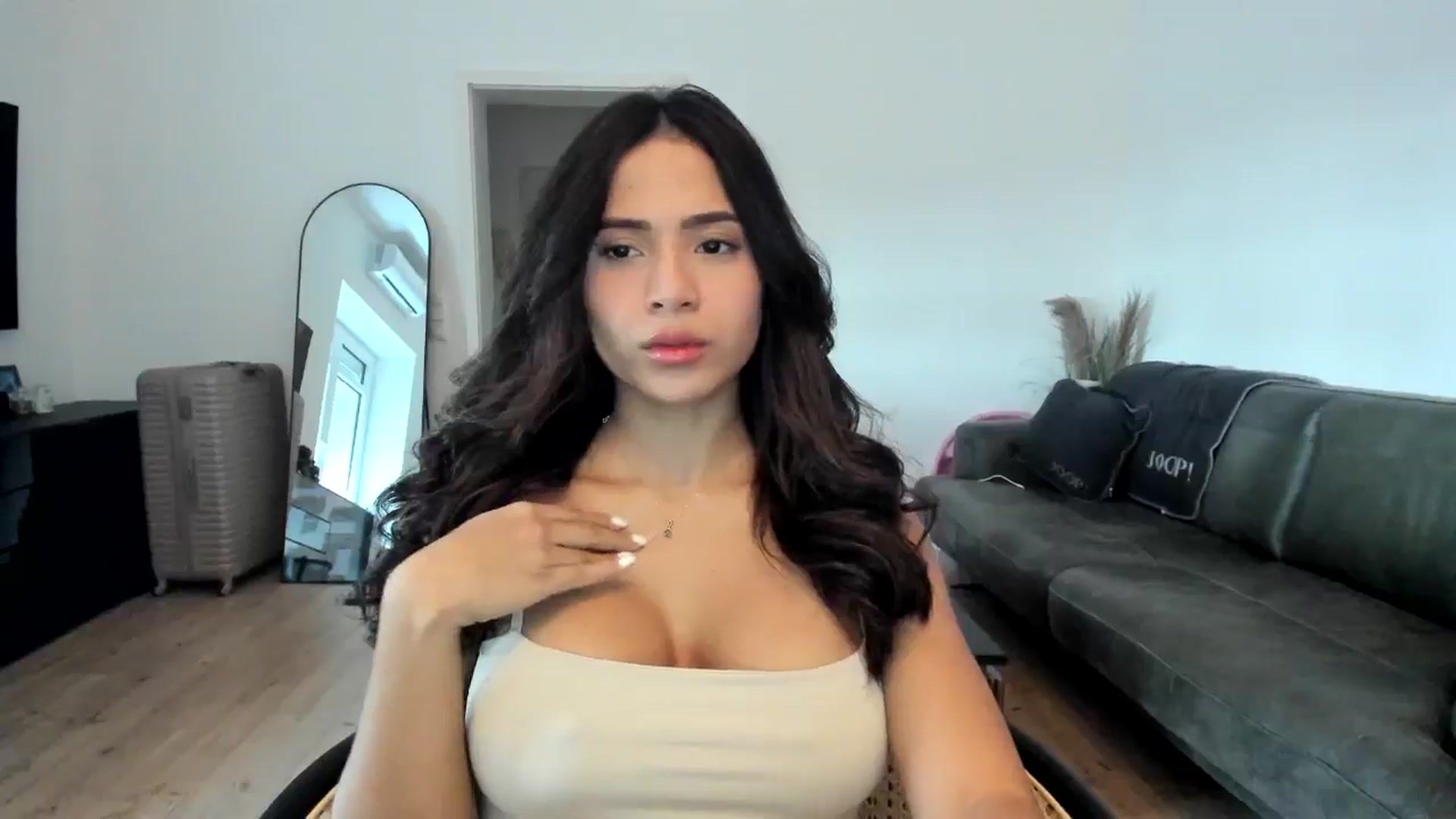 Gallery image thumbnail from Missabyy's myfreecams stream on, 12/27/2024, 12:50 image 4 of 20