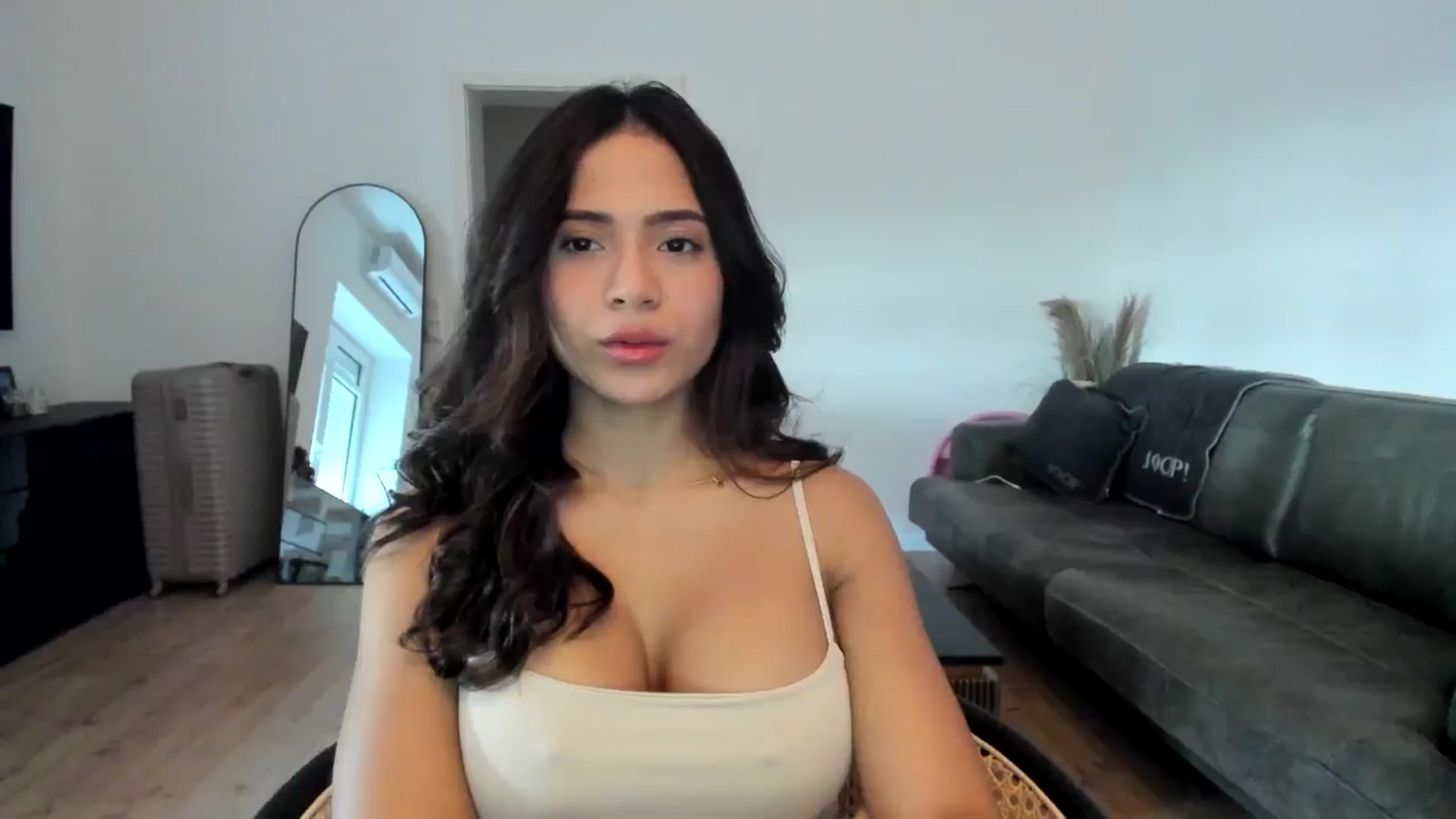 Gallery image thumbnail from Missabyy's myfreecams stream on, 12/27/2024, 12:50 image 10 of 20