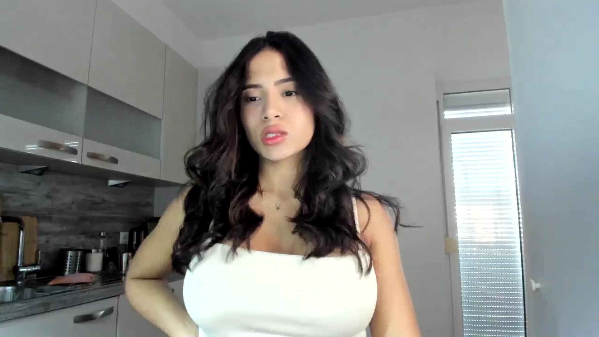 Gallery image thumbnail from Missabyy's myfreecams stream on, 12/27/2024, 12:50 image 18 of 20