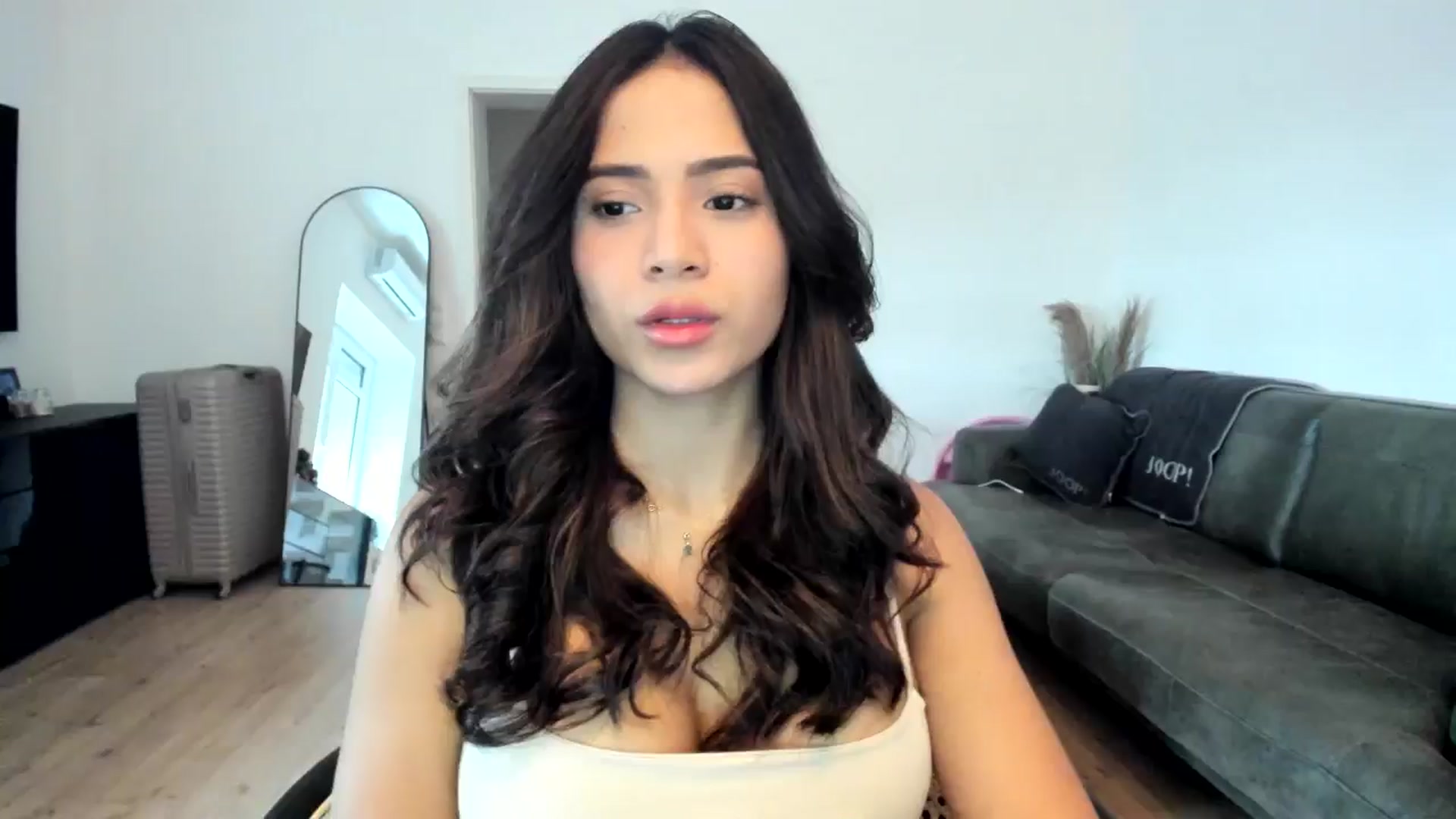 Gallery image thumbnail from Missabyy's myfreecams stream on, 12/27/2024, 12:50 image 1 of 20