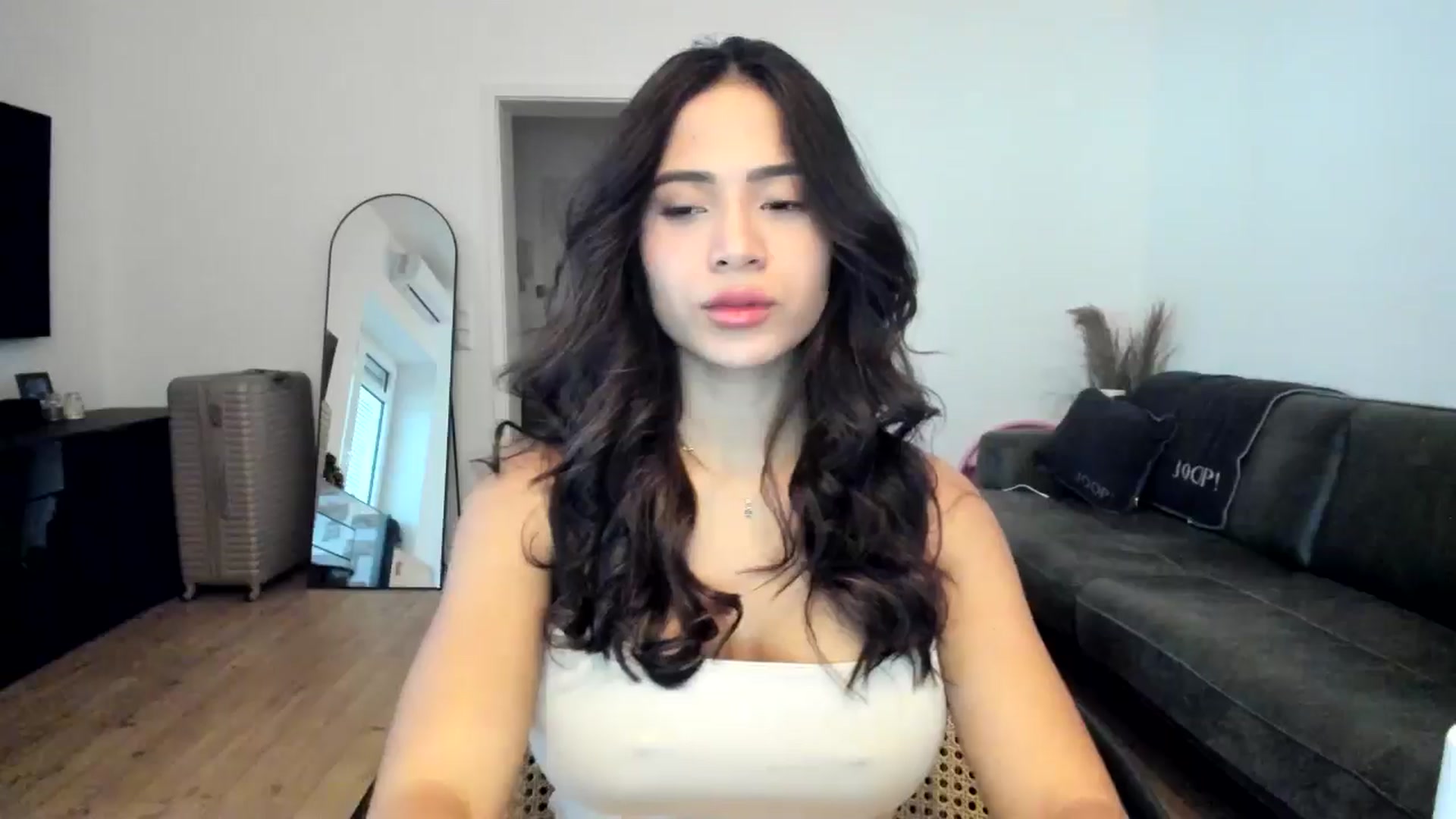 Gallery image thumbnail from Missabyy's myfreecams stream on, 12/27/2024, 12:50 image 16 of 20