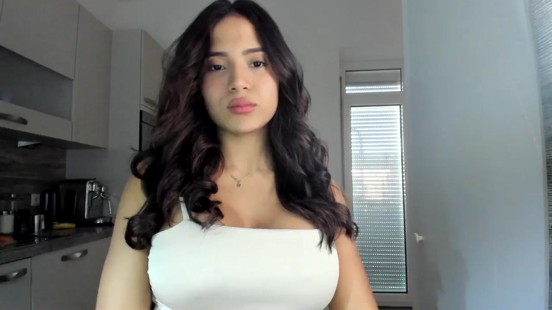 Gallery image thumbnail from Missabyy's myfreecams stream on, 12/27/2024, 13:41 image 18 of 20