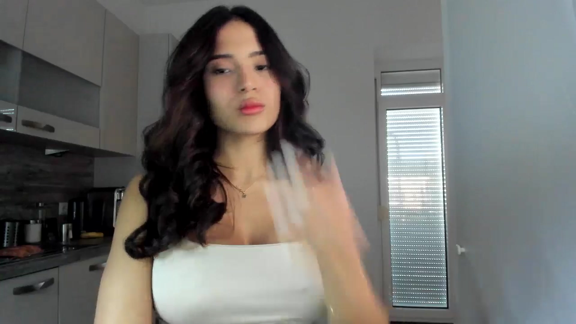 Gallery image thumbnail from Missabyy's myfreecams stream on, 12/27/2024, 13:41 image 6 of 20