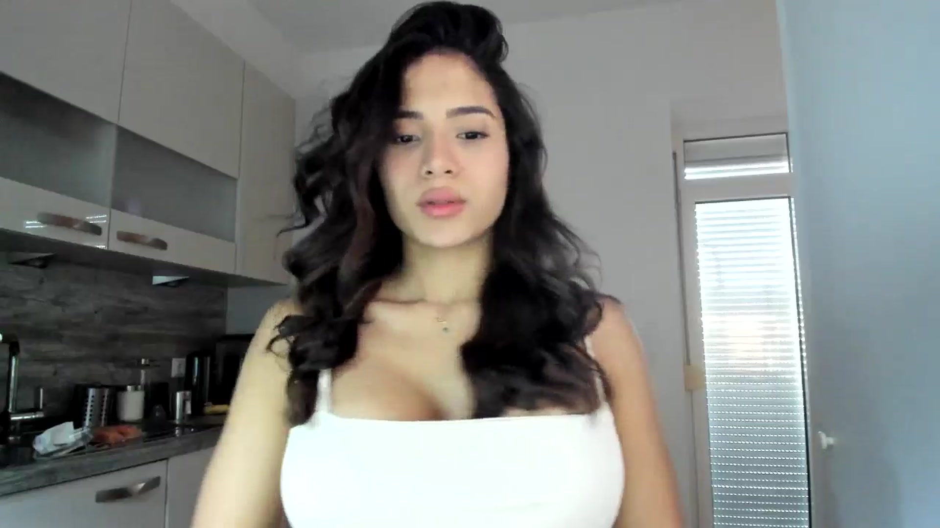 Gallery image thumbnail from Missabyy's myfreecams stream on, 12/27/2024, 14:07 image 6 of 20