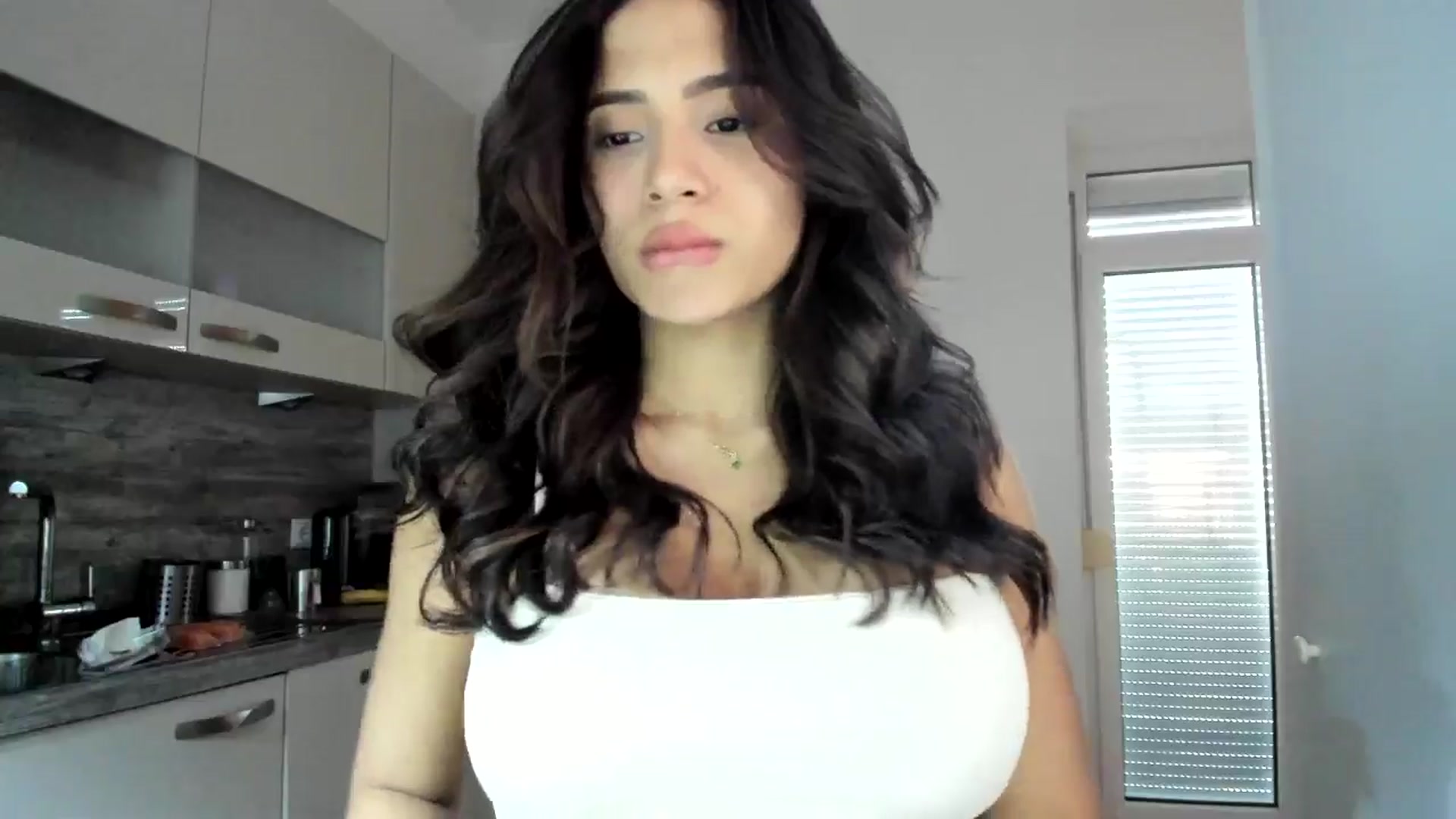 Gallery image thumbnail from Missabyy's myfreecams stream on, 12/27/2024, 14:07 image 13 of 20