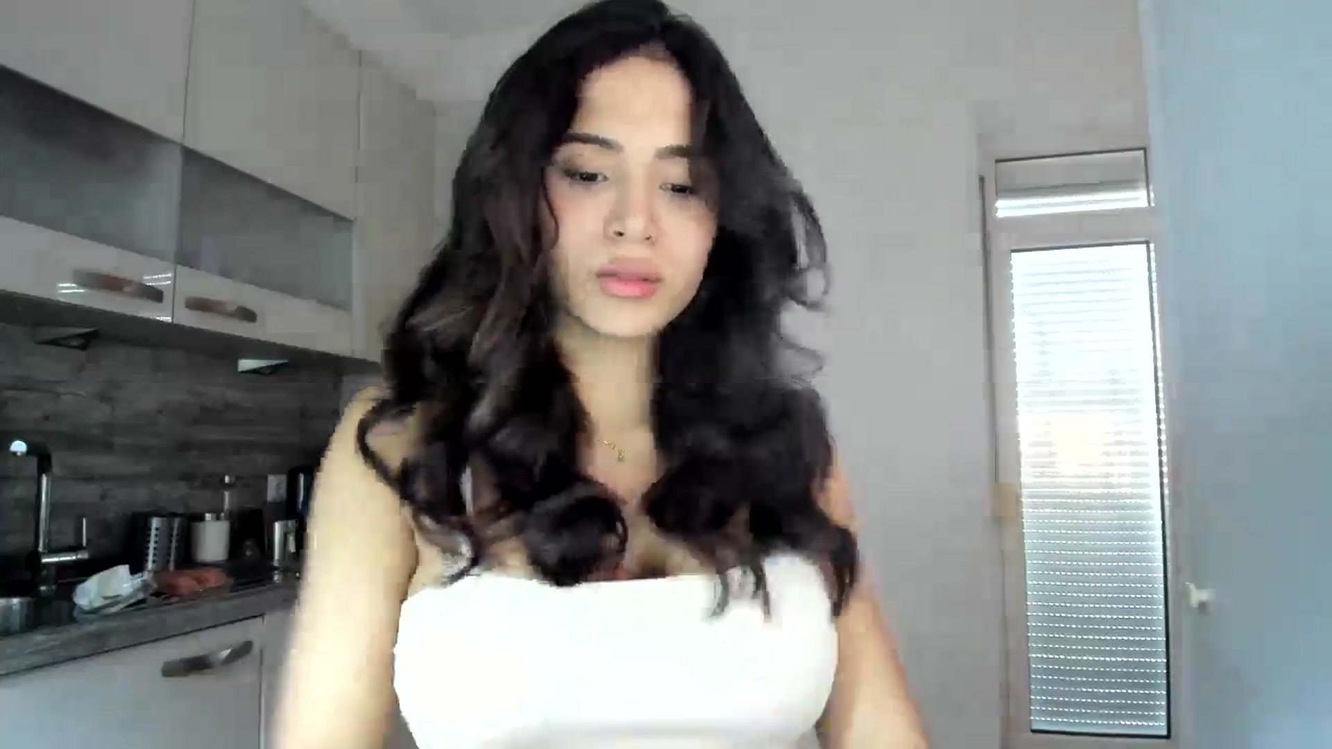 Gallery image thumbnail from Missabyy's myfreecams stream on, 12/27/2024, 14:07 image 12 of 20
