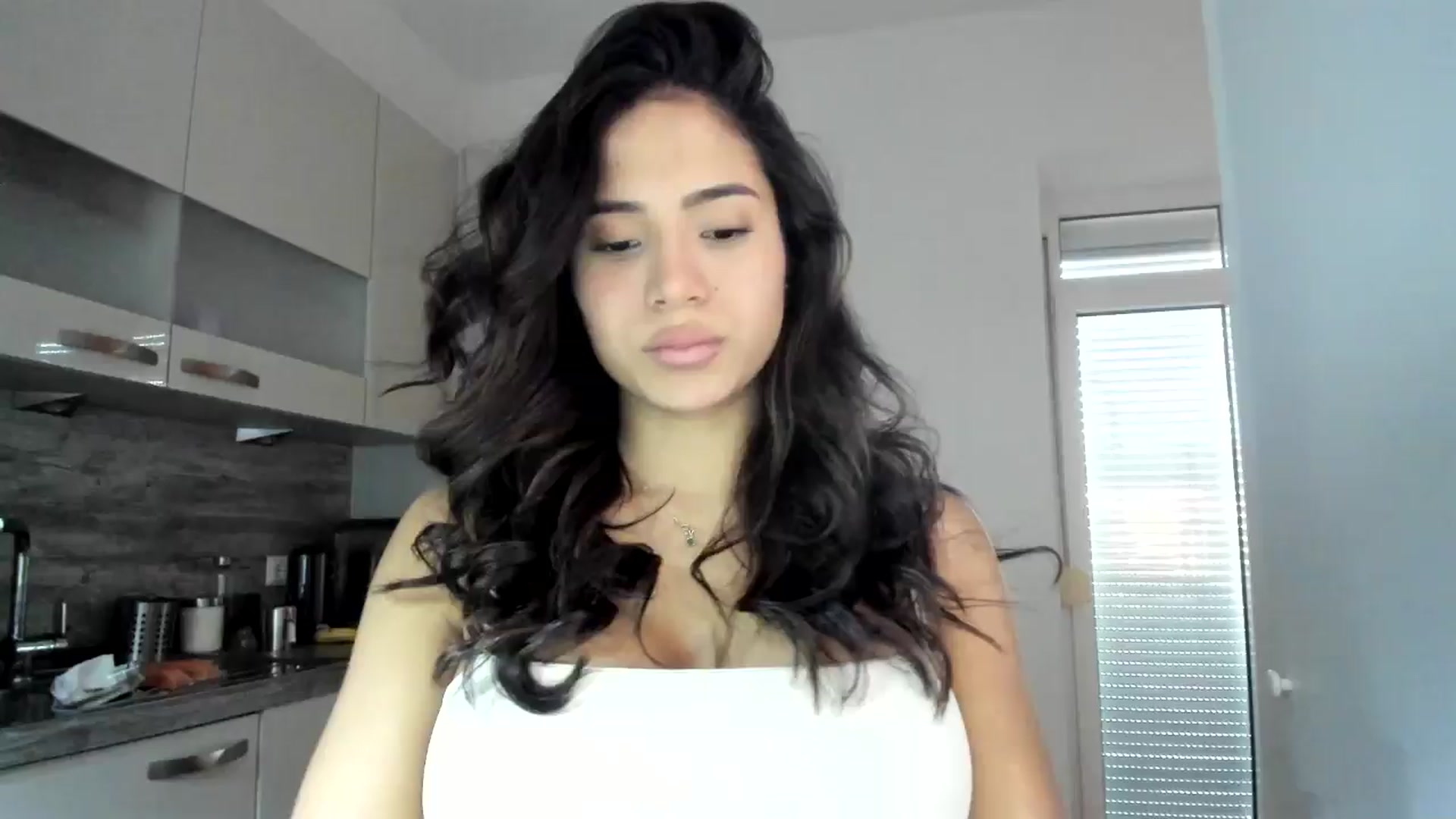 Gallery image thumbnail from Missabyy's myfreecams stream on, 12/27/2024, 14:07 image 1 of 20