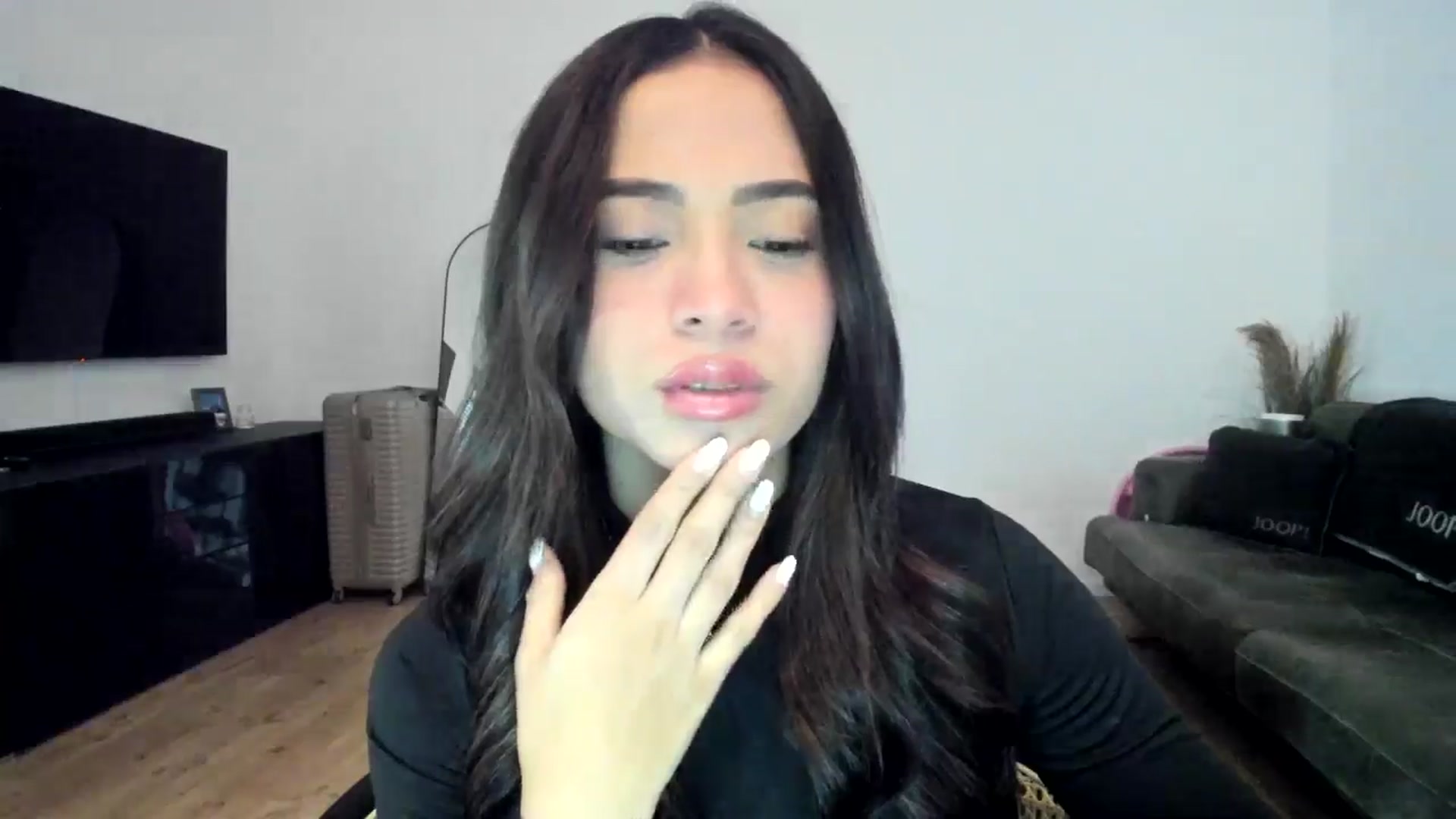 Gallery image thumbnail from Missabyy's myfreecams stream on, 12/28/2024, 12:35 image 9 of 20