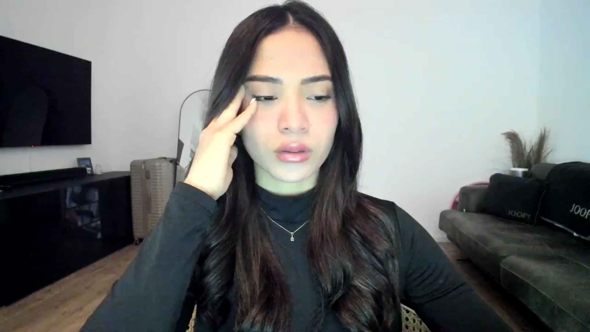 Gallery image thumbnail from Missabyy's myfreecams stream on, 12/28/2024, 12:35 image 8 of 20