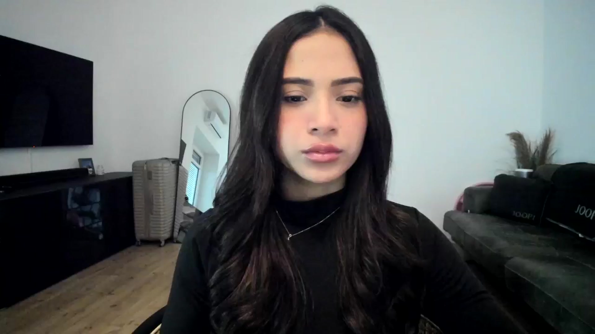 Gallery image thumbnail from Missabyy's myfreecams stream on, 12/28/2024, 12:35 image 14 of 20