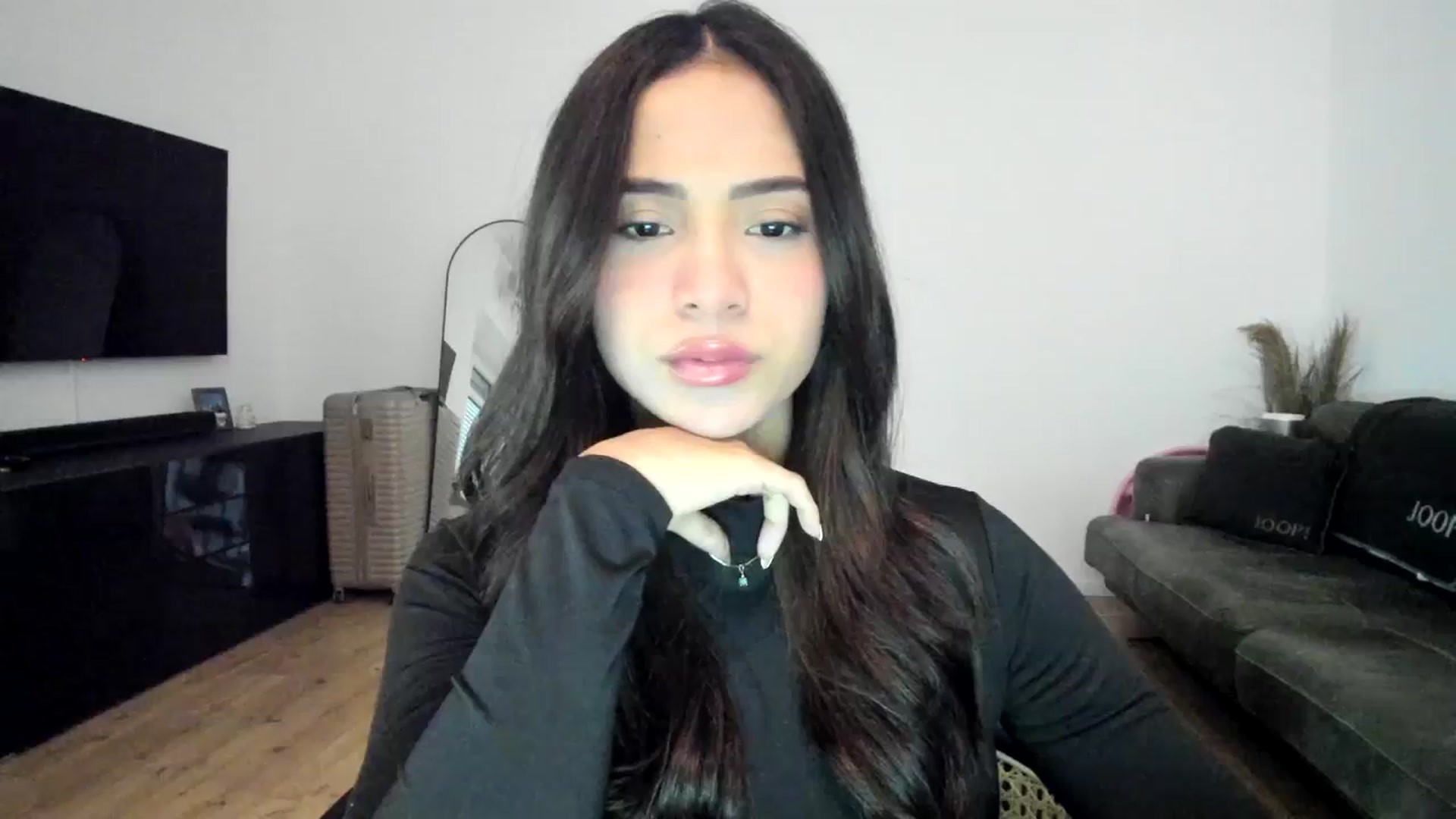 Gallery image thumbnail from Missabyy's myfreecams stream on, 12/28/2024, 12:35 image 7 of 20