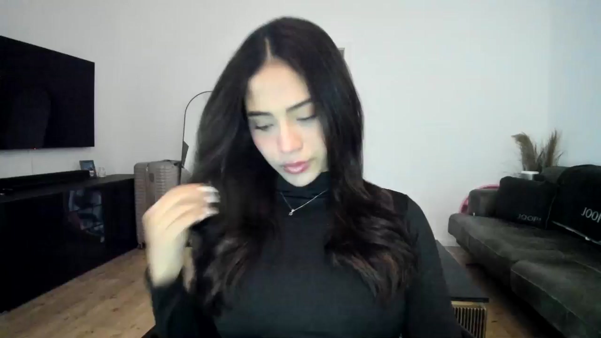 Gallery image thumbnail from Missabyy's myfreecams stream on, 12/28/2024, 12:35 image 1 of 20