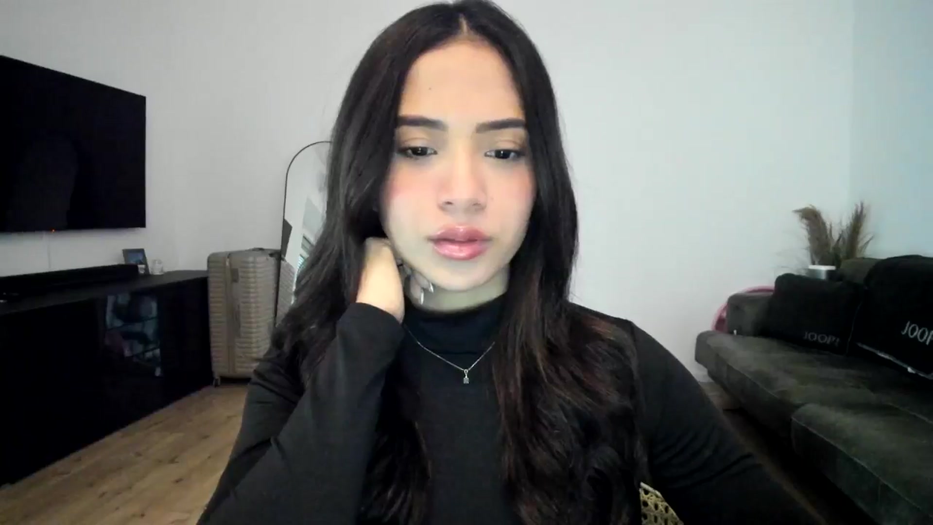 Gallery image thumbnail from Missabyy's myfreecams stream on, 12/28/2024, 12:35 image 13 of 20