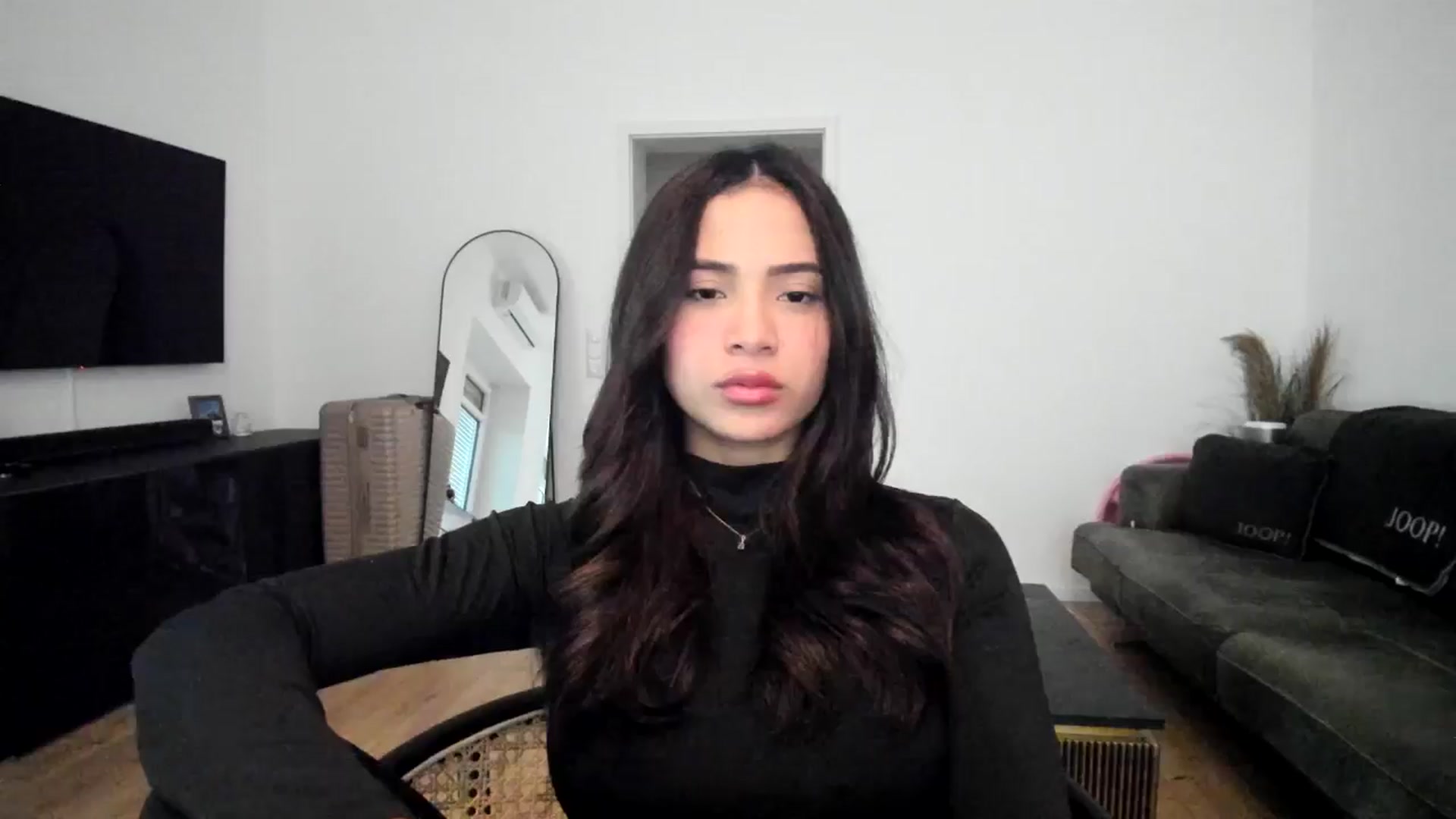 Gallery image thumbnail from Missabyy's myfreecams stream on, 12/28/2024, 12:53 image 17 of 20