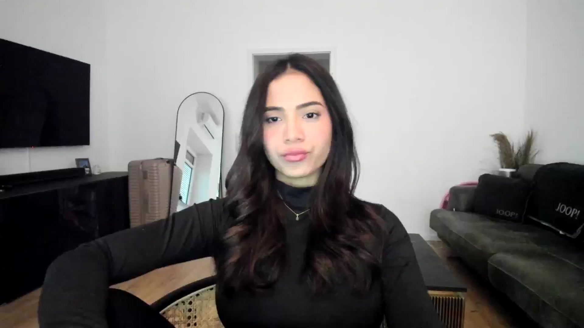 Gallery image thumbnail from Missabyy's myfreecams stream on, 12/28/2024, 12:53 image 18 of 20