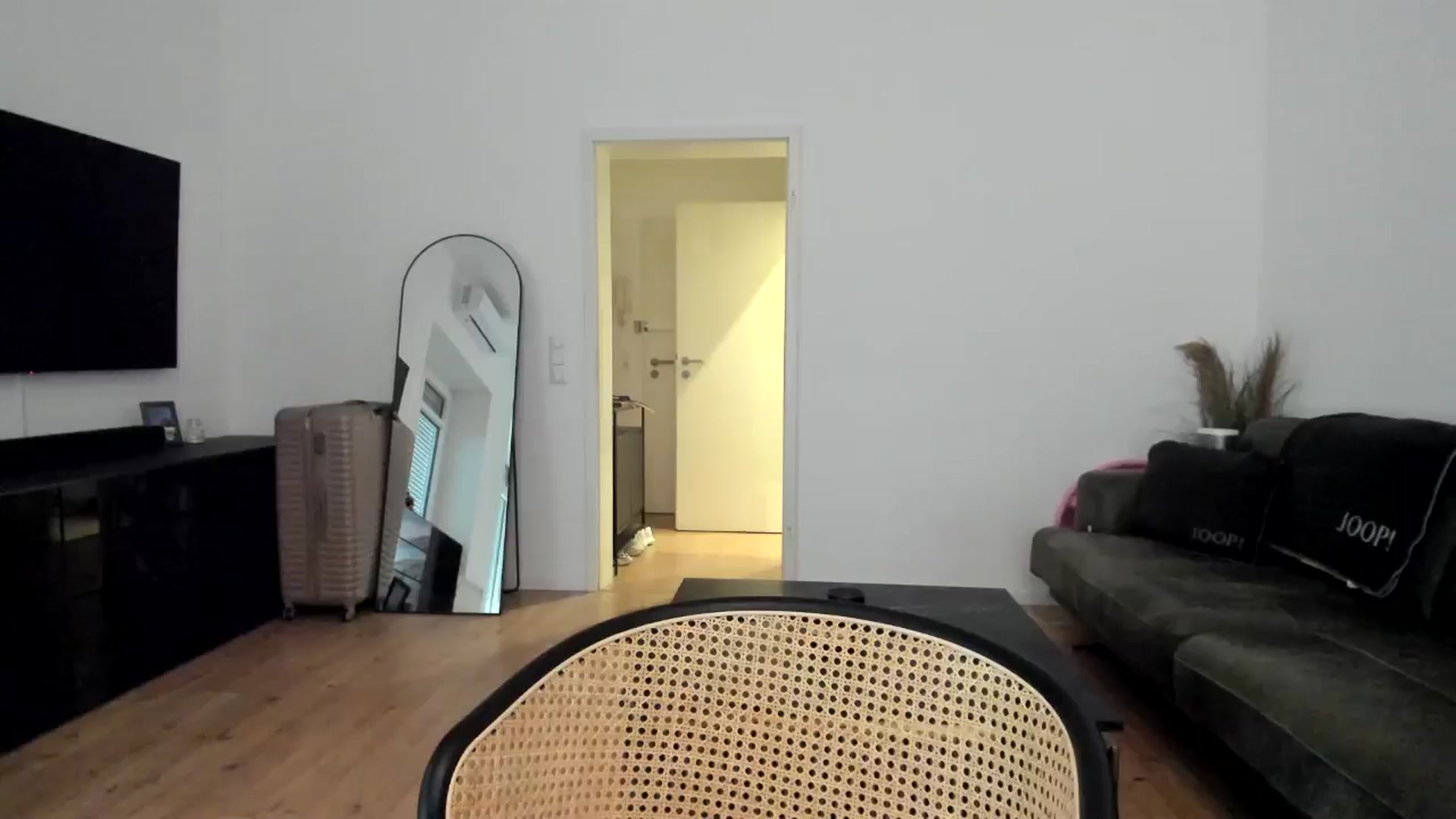 Gallery image thumbnail from Missabyy's myfreecams stream on, 12/28/2024, 13:13 image 2 of 20