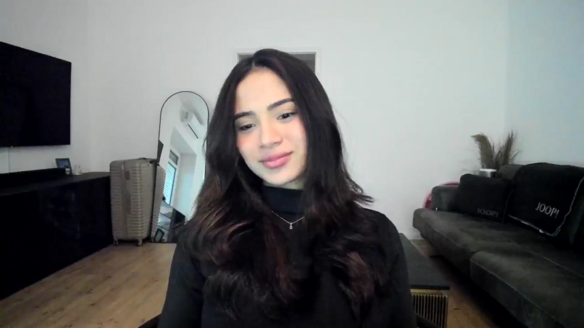Gallery image thumbnail from Missabyy's myfreecams stream on, 12/28/2024, 13:13 image 10 of 20