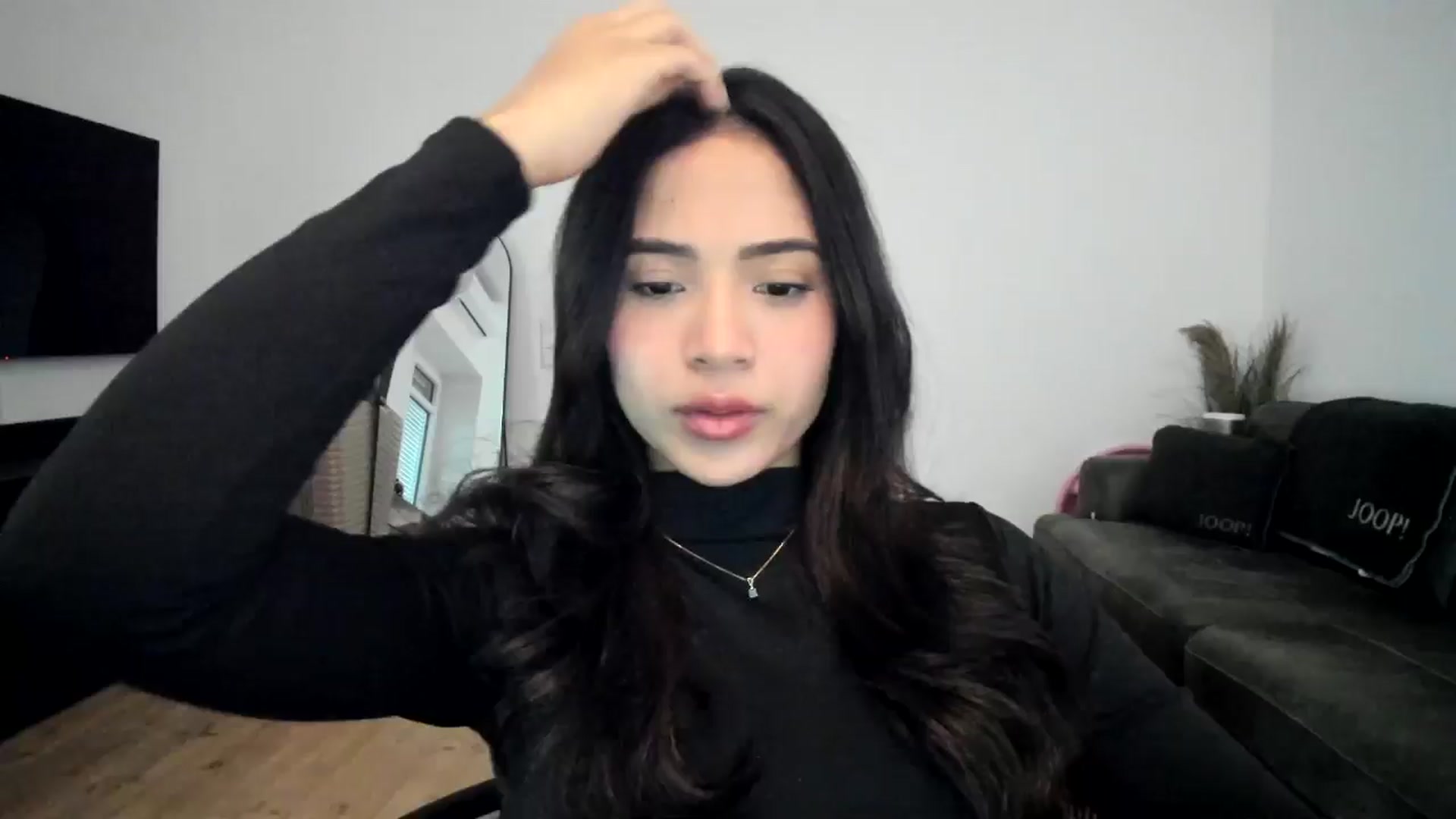 Gallery image thumbnail from Missabyy's myfreecams stream on, 12/28/2024, 13:13 image 13 of 20