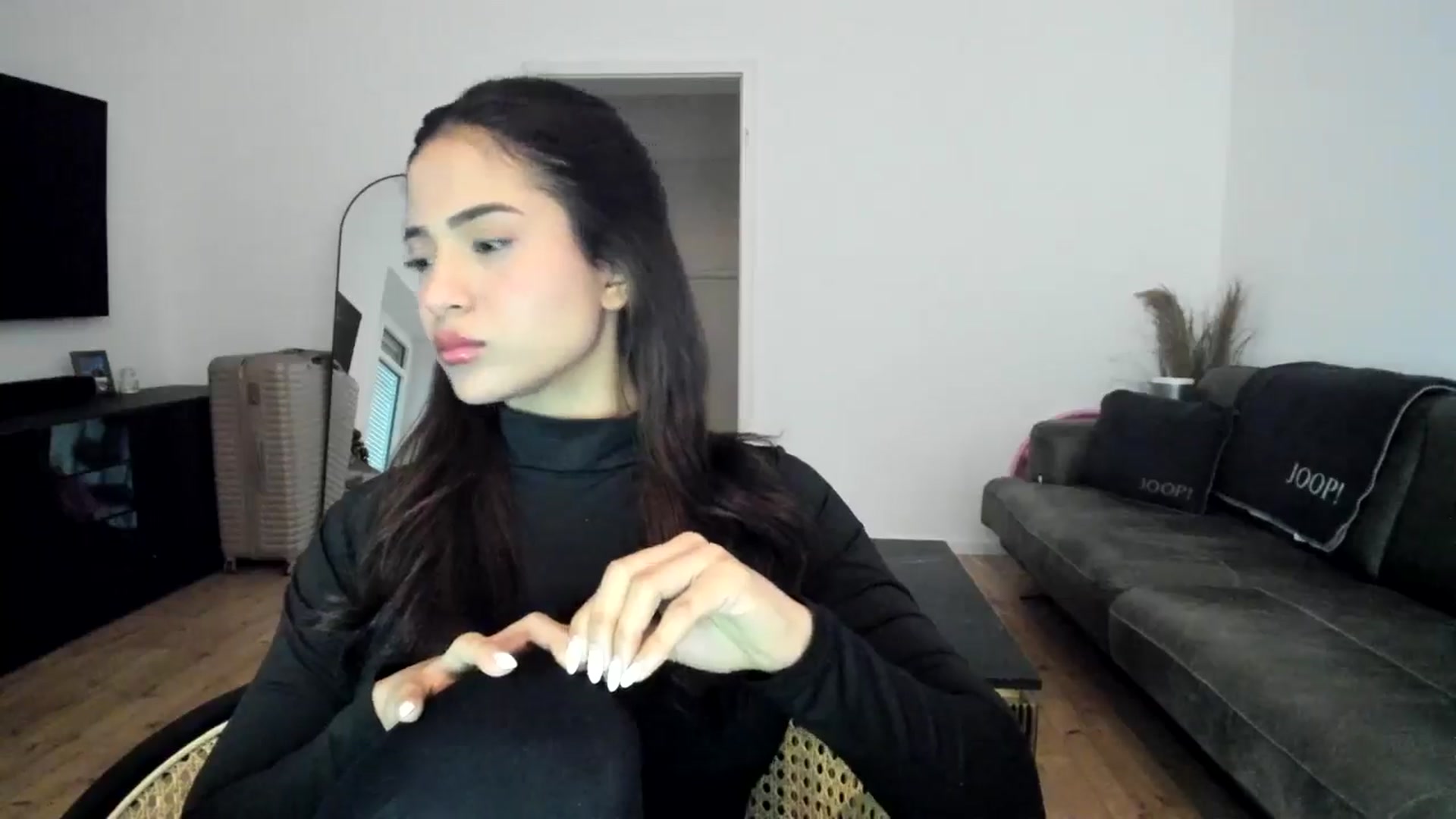 Gallery image thumbnail from Missabyy's myfreecams stream on, 12/28/2024, 13:41 image 16 of 20