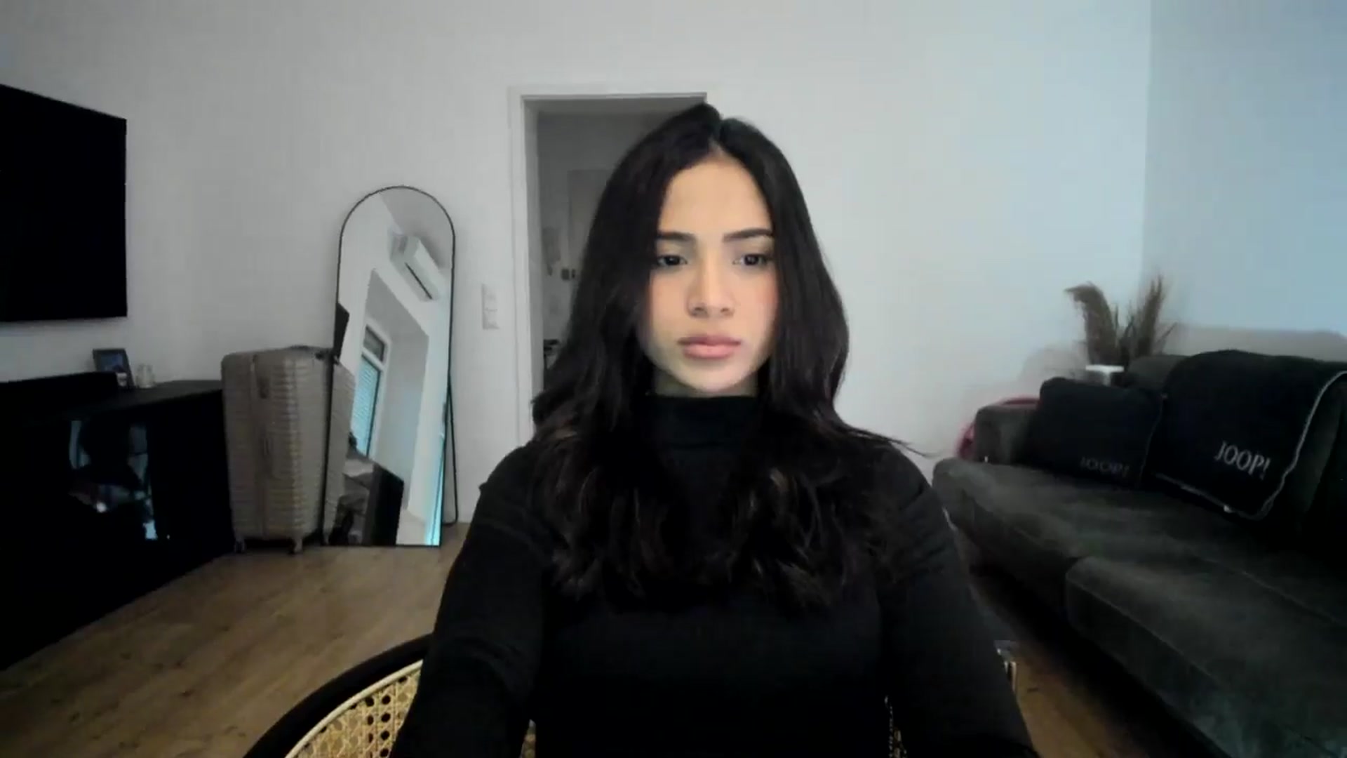 Gallery image thumbnail from Missabyy's myfreecams stream on, 12/28/2024, 14:50 image 9 of 20