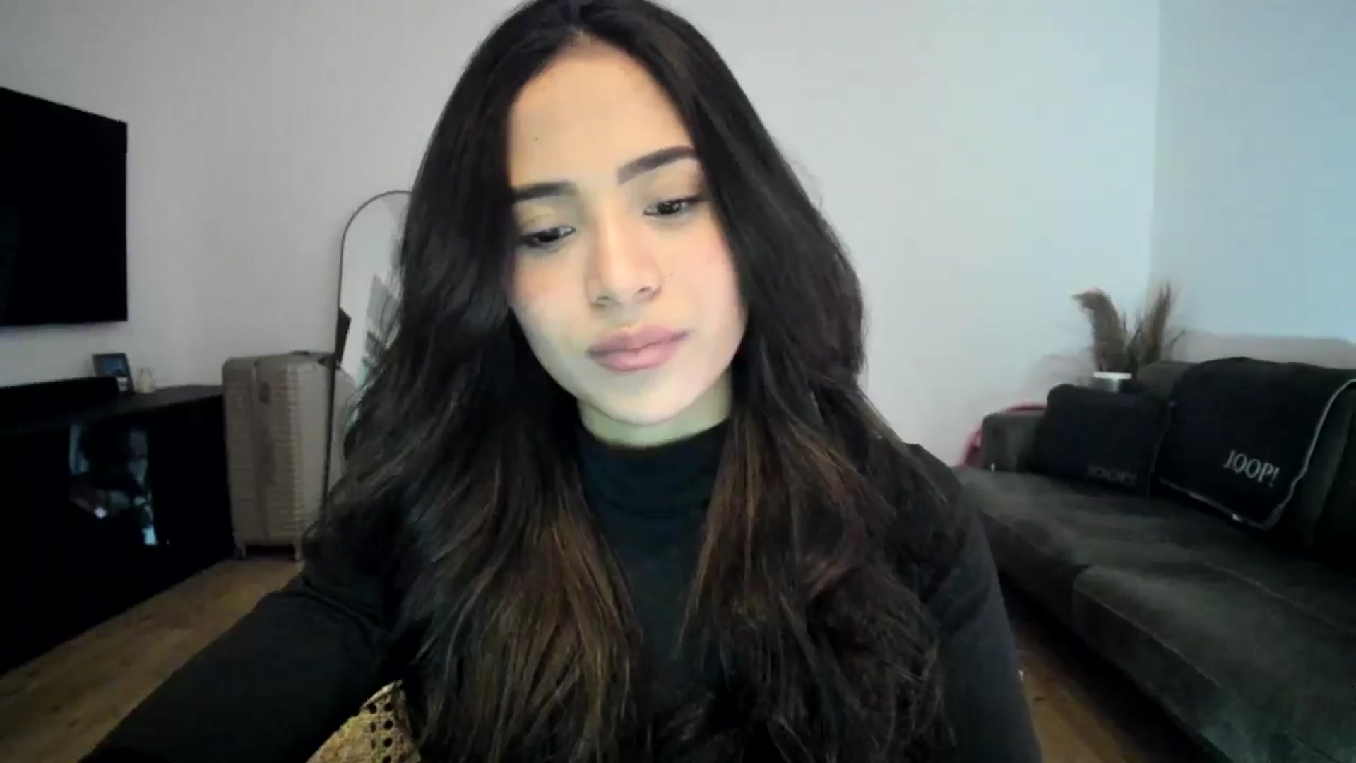 Gallery image thumbnail from Missabyy's myfreecams stream on, 12/28/2024, 14:50 image 5 of 20
