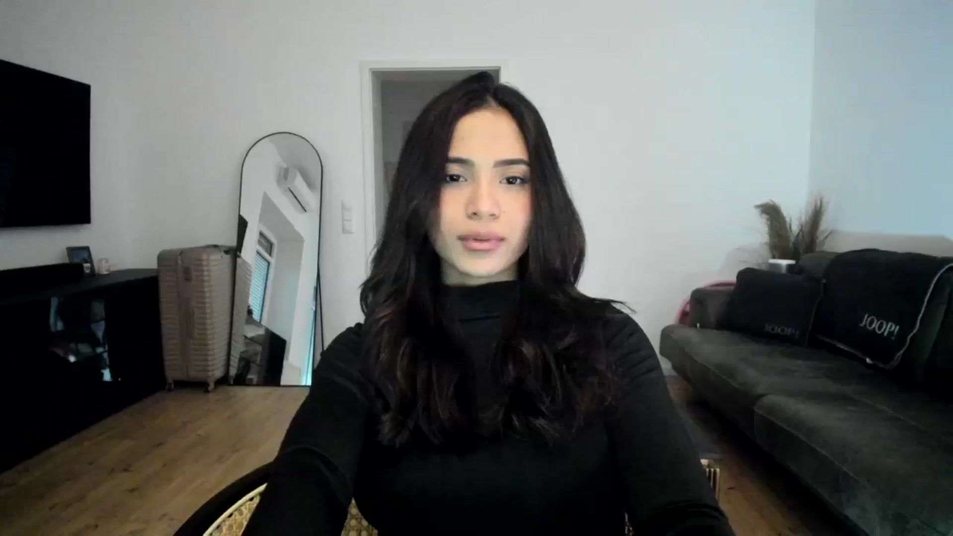 Gallery image thumbnail from Missabyy's myfreecams stream on, 12/28/2024, 14:50 image 7 of 20