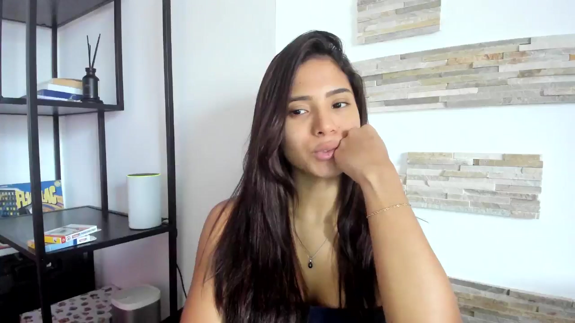 Gallery image thumbnail from Missabyy's myfreecams stream on, 01/02/2025, 13:21 image 3 of 20
