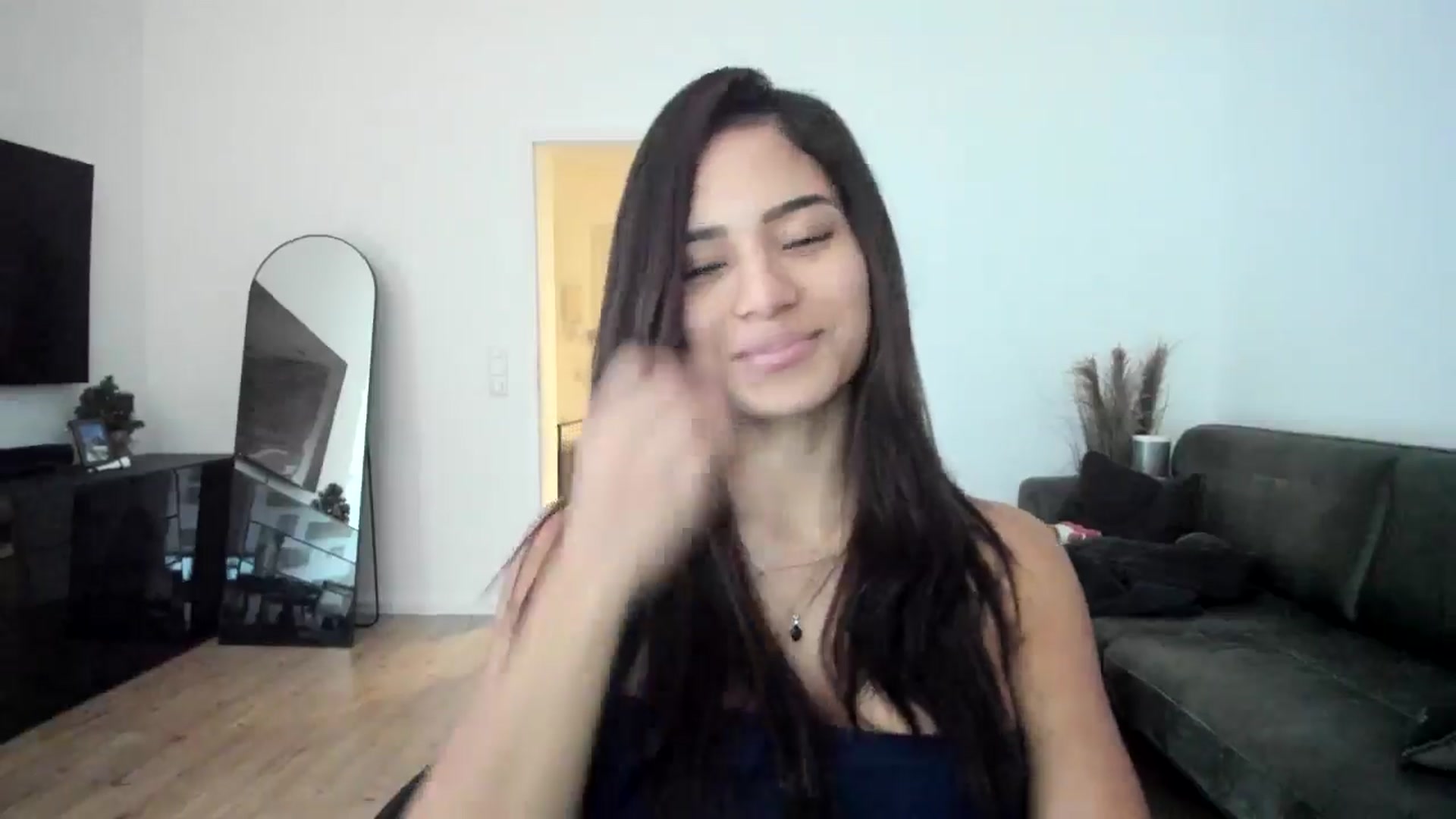 Gallery image thumbnail from Missabyy's myfreecams stream on, 01/02/2025, 13:39 image 9 of 20