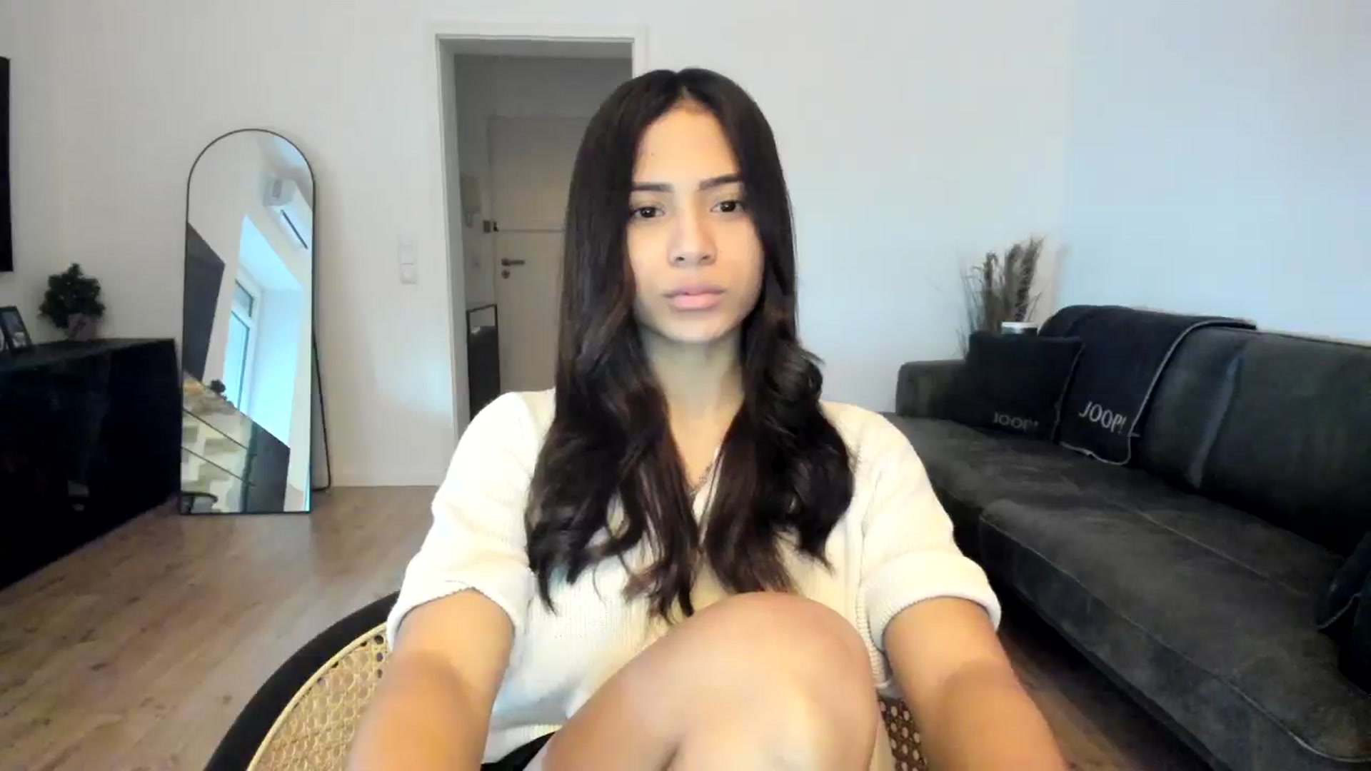 Gallery image thumbnail from Missabyy's myfreecams stream on, 01/07/2025, 11:35 image 4 of 20