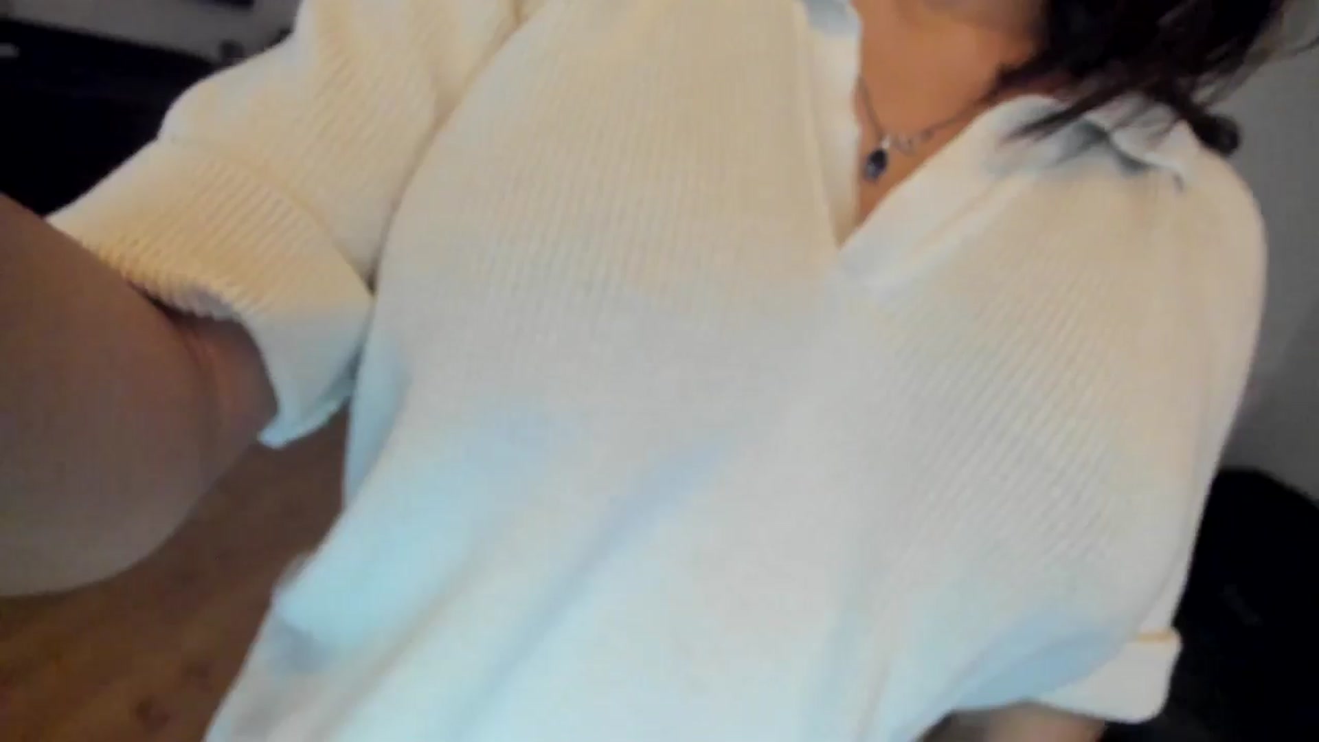 Gallery image thumbnail from Missabyy's myfreecams stream on, 01/07/2025, 12:10 image 7 of 20