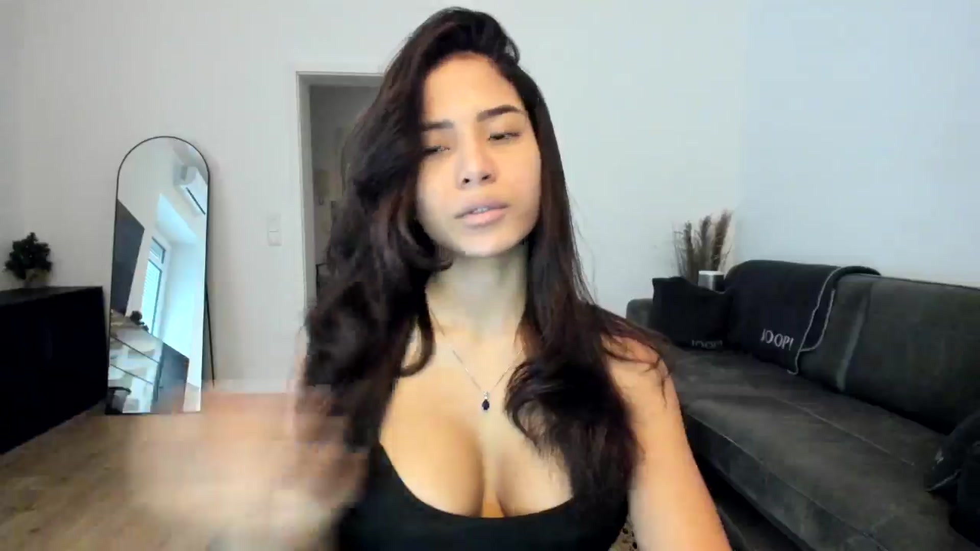 Gallery image thumbnail from Missabyy's myfreecams stream on, 01/08/2025, 13:34 image 7 of 20