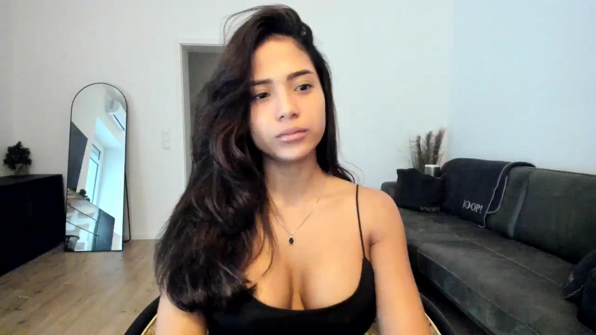 Gallery image thumbnail from Missabyy's myfreecams stream on, 01/08/2025, 13:34 image 15 of 20