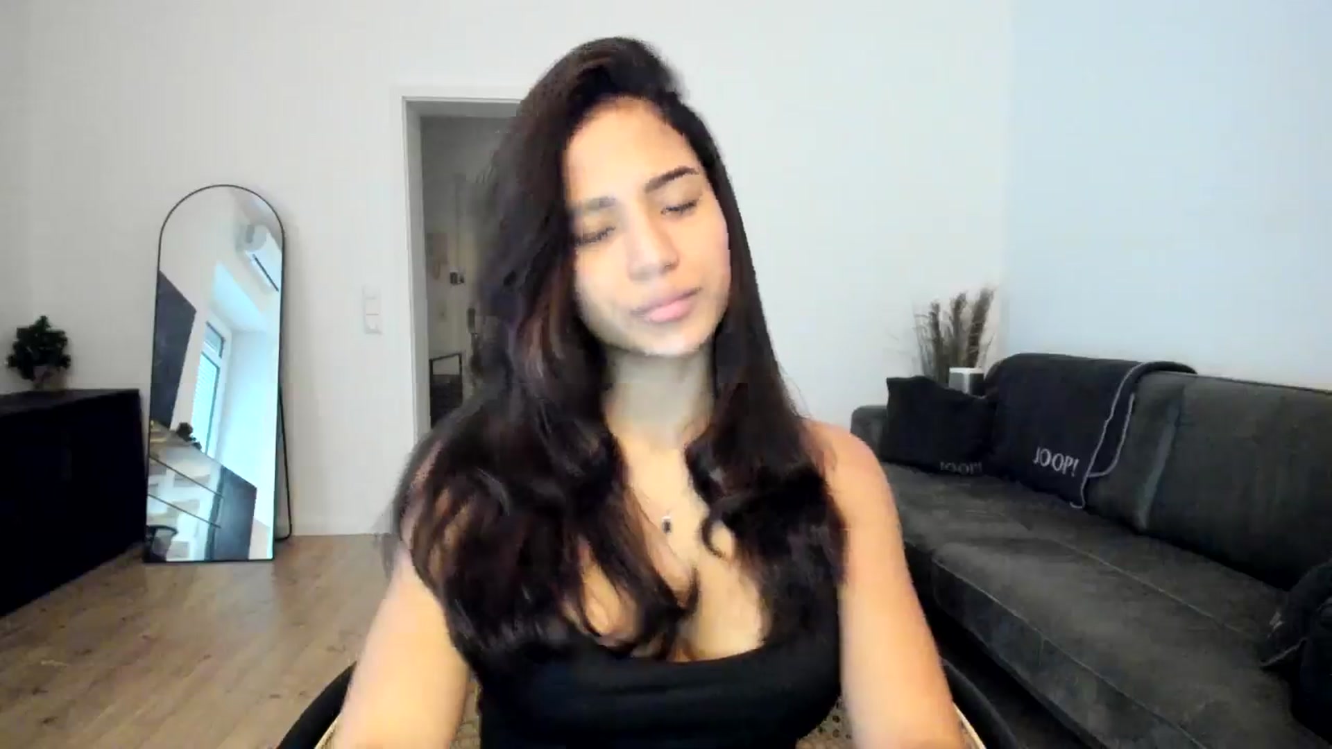 Gallery image thumbnail from Missabyy's myfreecams stream on, 01/08/2025, 13:34 image 9 of 20