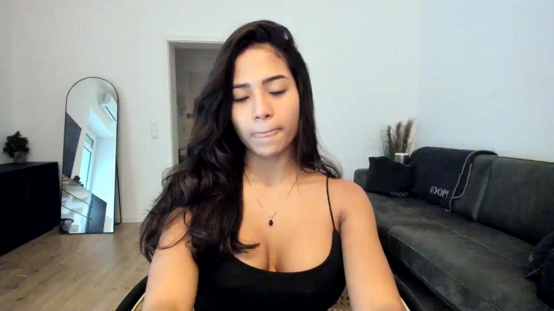 Gallery image thumbnail from Missabyy's myfreecams stream on, 01/08/2025, 13:52 image 4 of 20