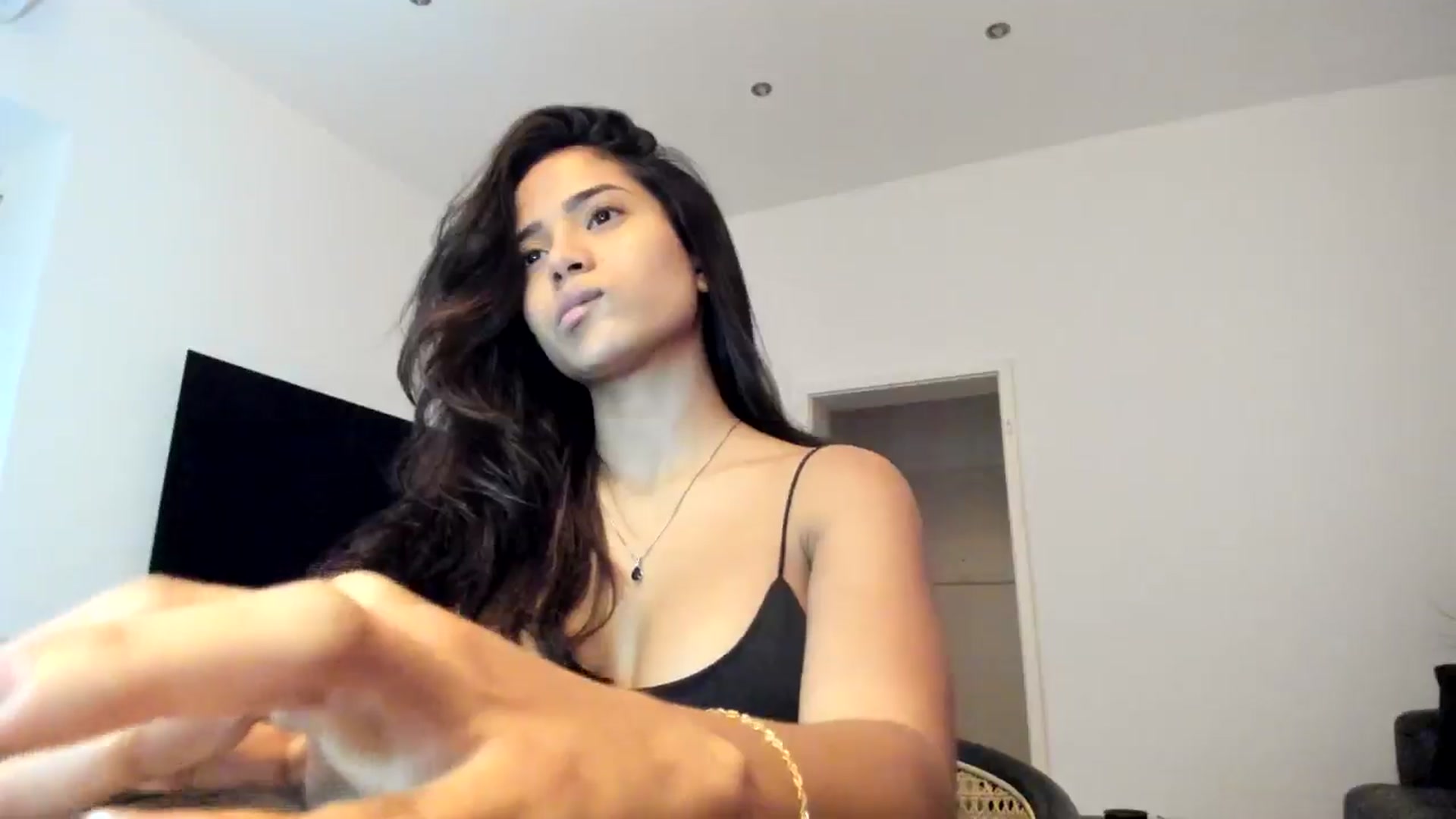 Gallery image thumbnail from Missabyy's myfreecams stream on, 01/08/2025, 14:52 image 14 of 20