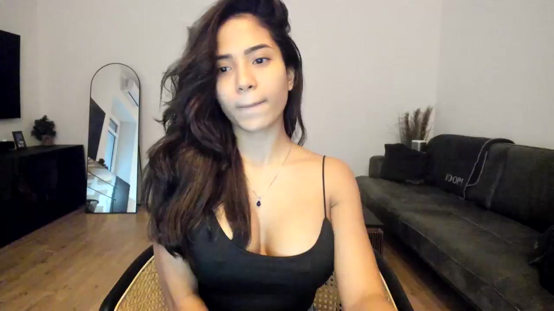 Gallery image thumbnail from Missabyy's myfreecams stream on, 01/08/2025, 14:52 image 12 of 20