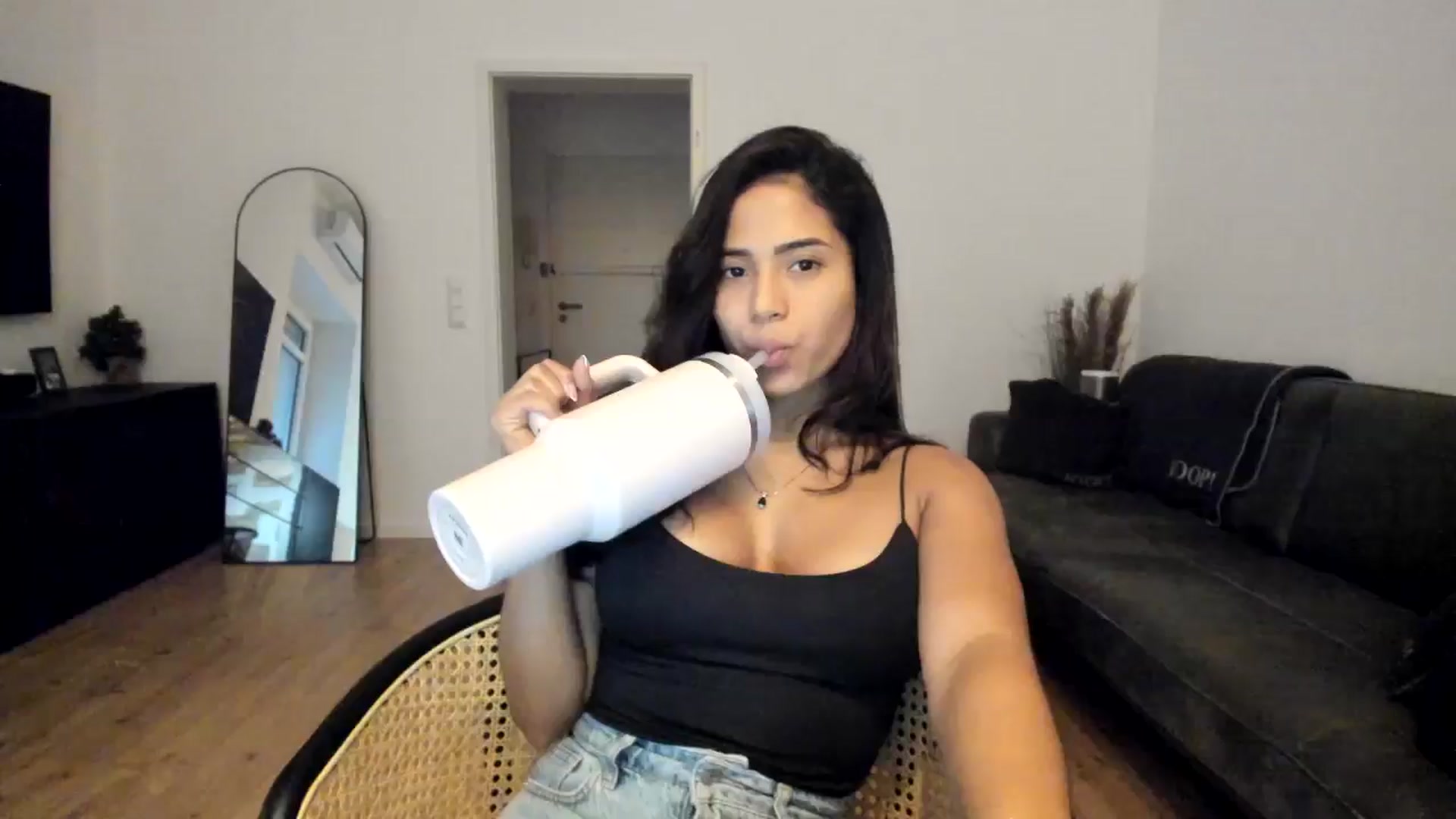 Gallery image thumbnail from Missabyy's myfreecams stream on, 01/08/2025, 14:52 image 2 of 20