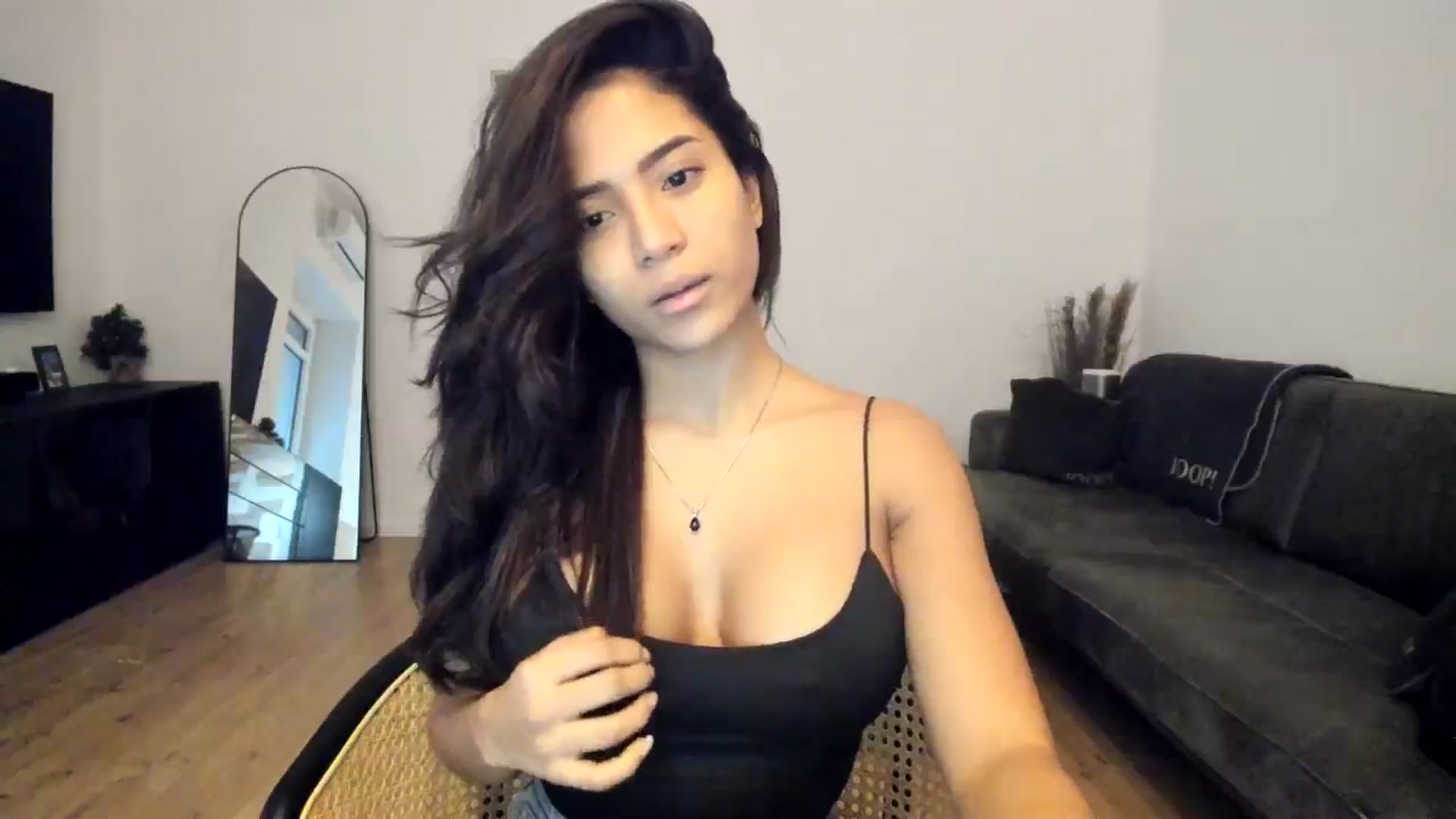 Gallery image thumbnail from Missabyy's myfreecams stream on, 01/08/2025, 14:52 image 10 of 20